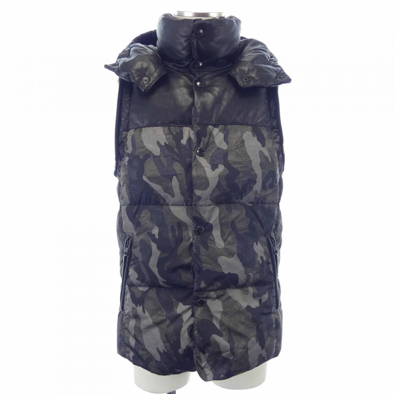 Other Other 1 piu 1 uguale 3 DUVETICA Down Vest Others Outerwear DUTY FREE for USA Size ONE SIZE - 1 Thumbnail