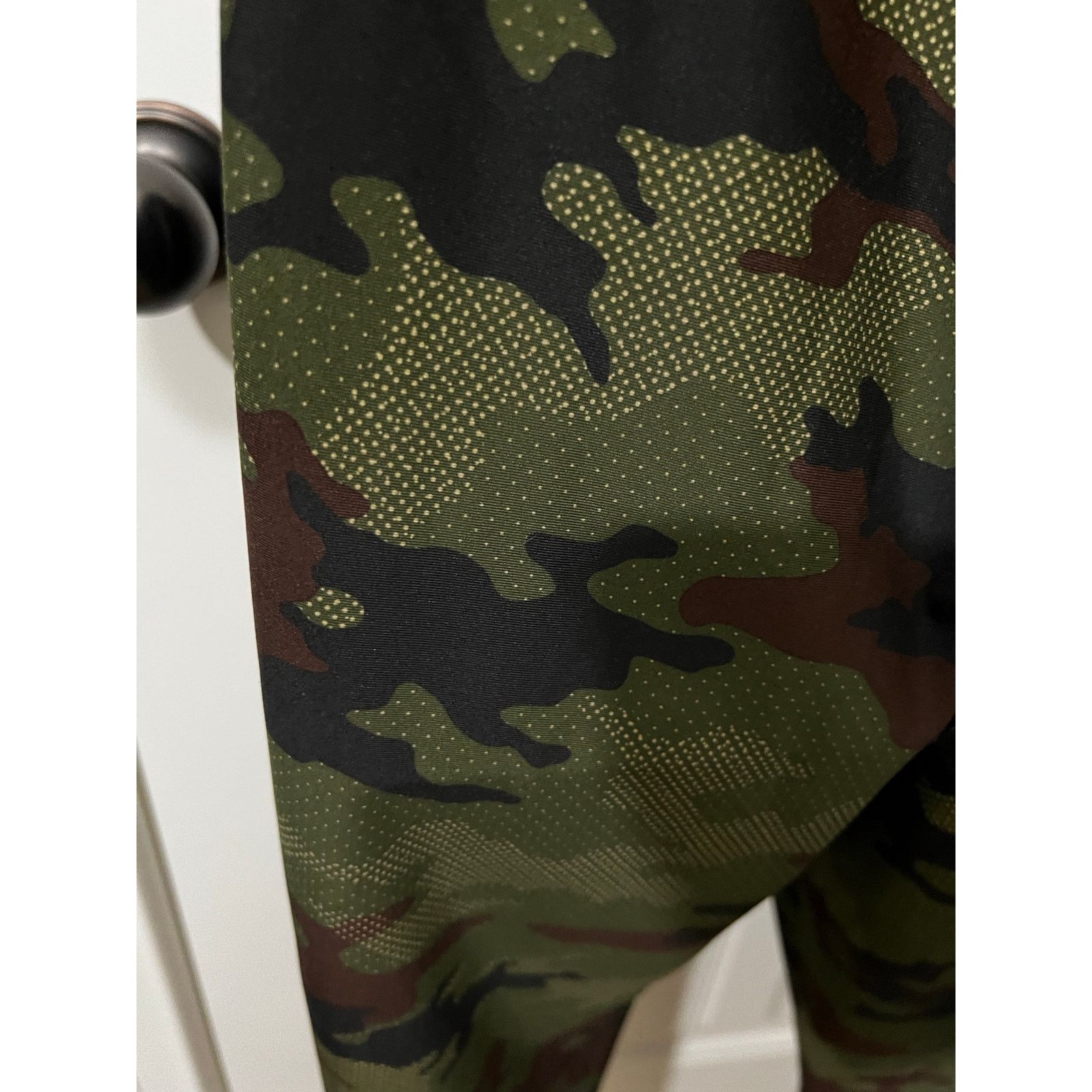 Athletic Works XXL 19" Printed Core Performance Capris Pants Camouflage Size 42" / US 20 - 12 Thumbnail