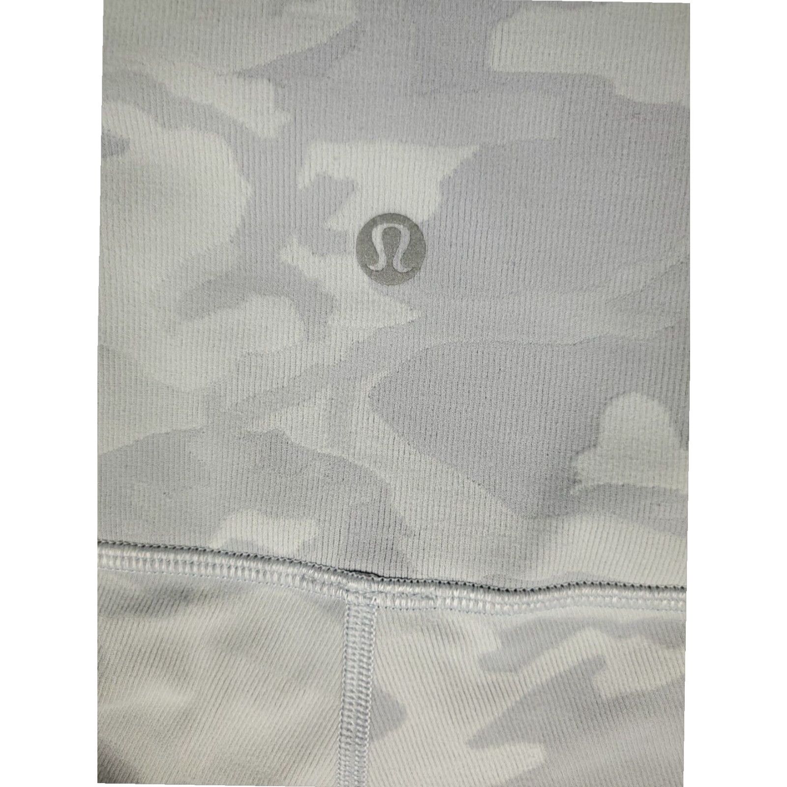 Lululemon Lululemon Womens Gray Camouflage Capri Pants Ladies Size 6 Extra Large XL Size 28" / US 6 / IT 42 - 7 Thumbnail