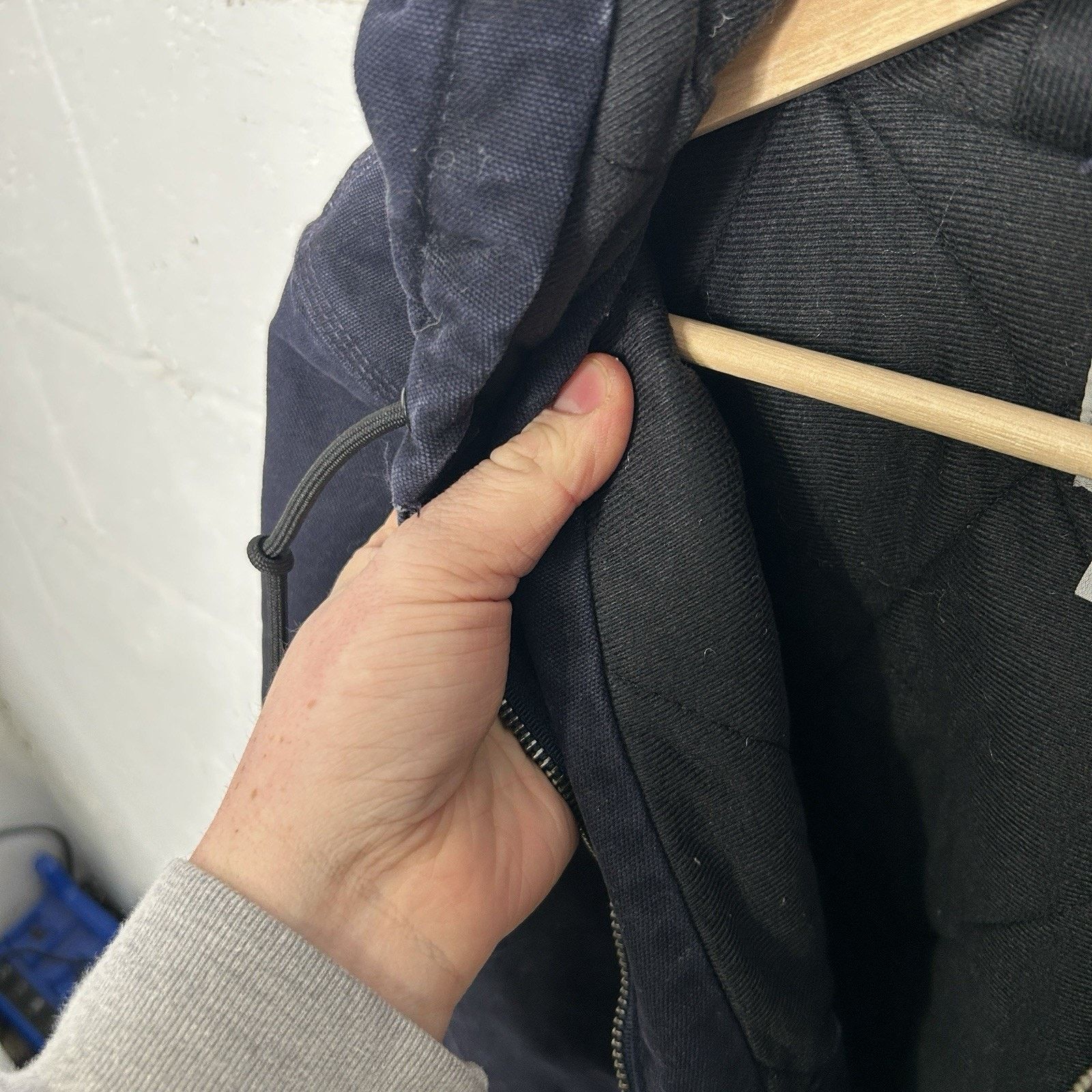 Carhartt Carhartt Quilted Hooded Active Jacket “Navy Blue” WJ130-403 Size S / US 4 / IT 40 - 13 Thumbnail