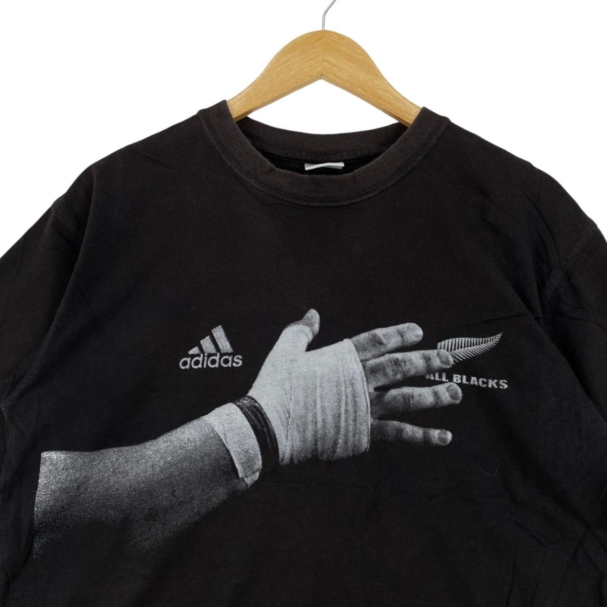 Adidas Vintage ADIDAS x ALL BLACKS Rugby Team Tee Shirt Top World Size US L / EU 52-54 / 3 - 2 Thumbnail