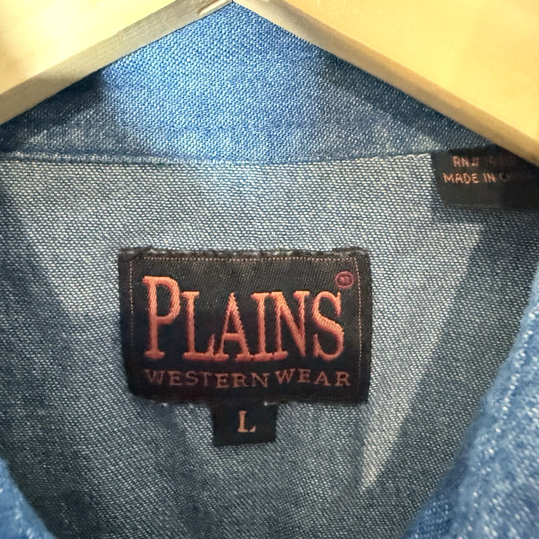 Vintage Plains Western Wear USA Graphic Short Sleeve Snap Button Down Shirt Mens Size L Blue Western Shirt Mens L Size US L / EU 52-54 / 3 - 4 Thumbnail