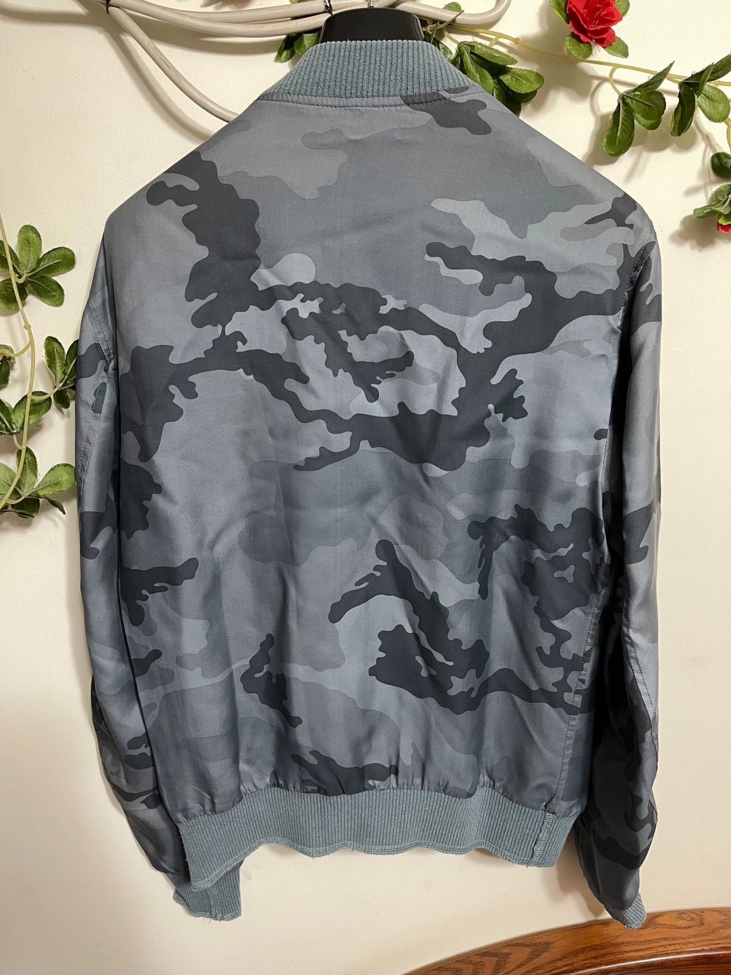 Dolce & Gabbana DG Double-Face Silk Distressed Camo/Plain Jacket 46 Size US S / EU 44-46 / 1 - 2 Thumbnail