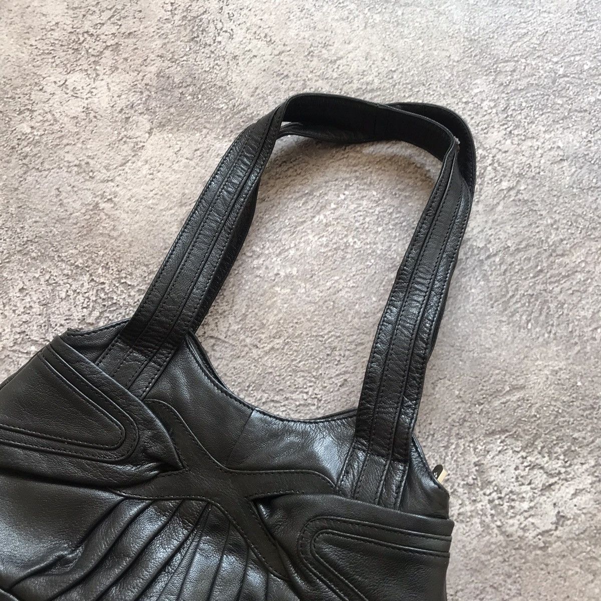 Vintage Vintage Y2K Black Leather Shoulder Bag Japanese Streetwear O Size ONE SIZE - 5 Thumbnail