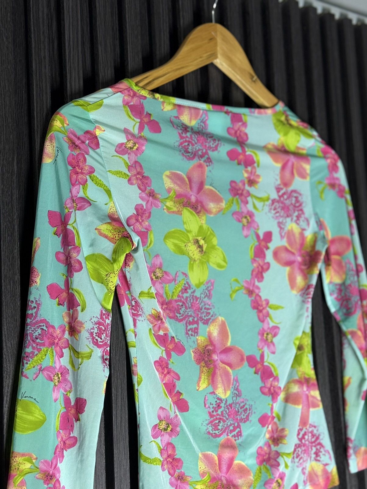 Versace Versace floral womens tops Size S / US 4 / IT 40 - 8 Thumbnail