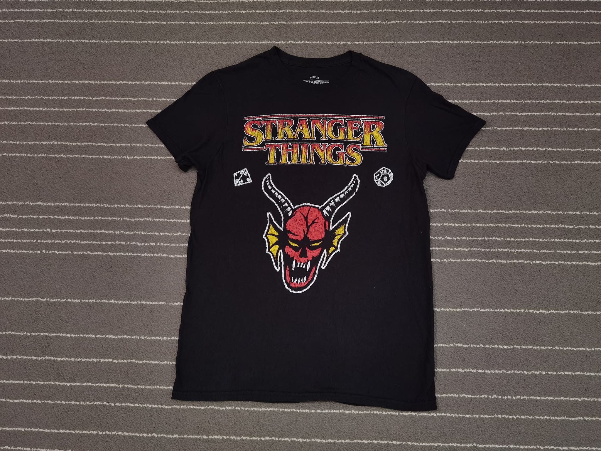 Other STRANGERS THINGS x Netflix tee XS 2197 Size US XS / EU 42 / 0 - 1 Thumbnail