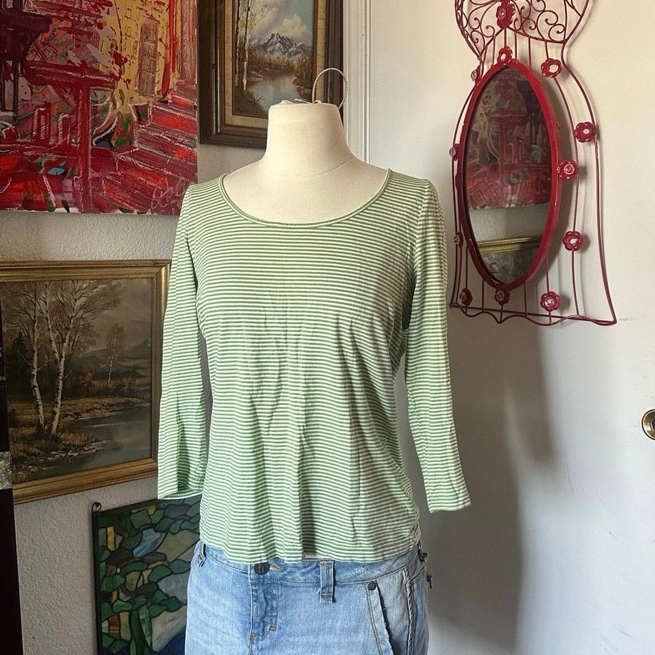 Other no brand white green striped long sleeve shirt Size M / US 6-8 / IT 42-44 - 1 Thumbnail