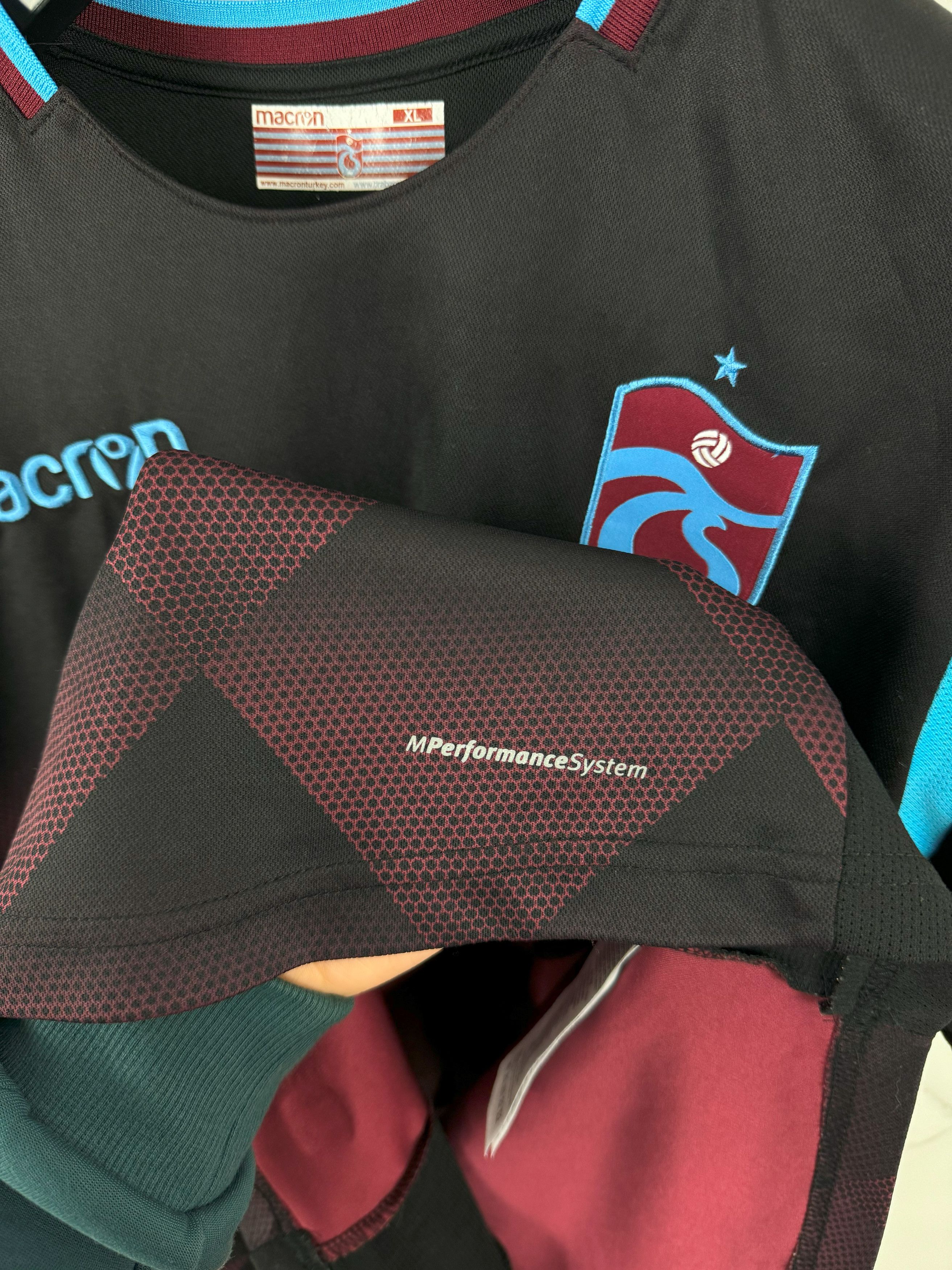 Macron Macron Trabzonspor #17 Burak Jersey 18 - 19 Season Third Size US XL / EU 56 / 4 - 12 Thumbnail