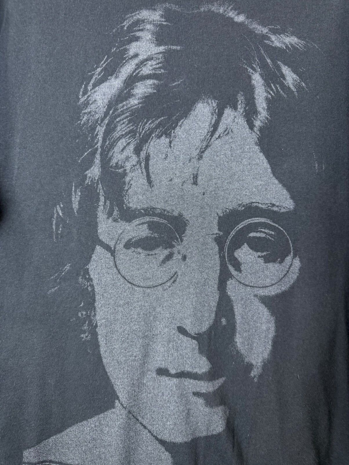 Vintage Vintage John Lennon The Beatles Band T Shirt Size US XL / EU 56 / 4 - 2 Thumbnail
