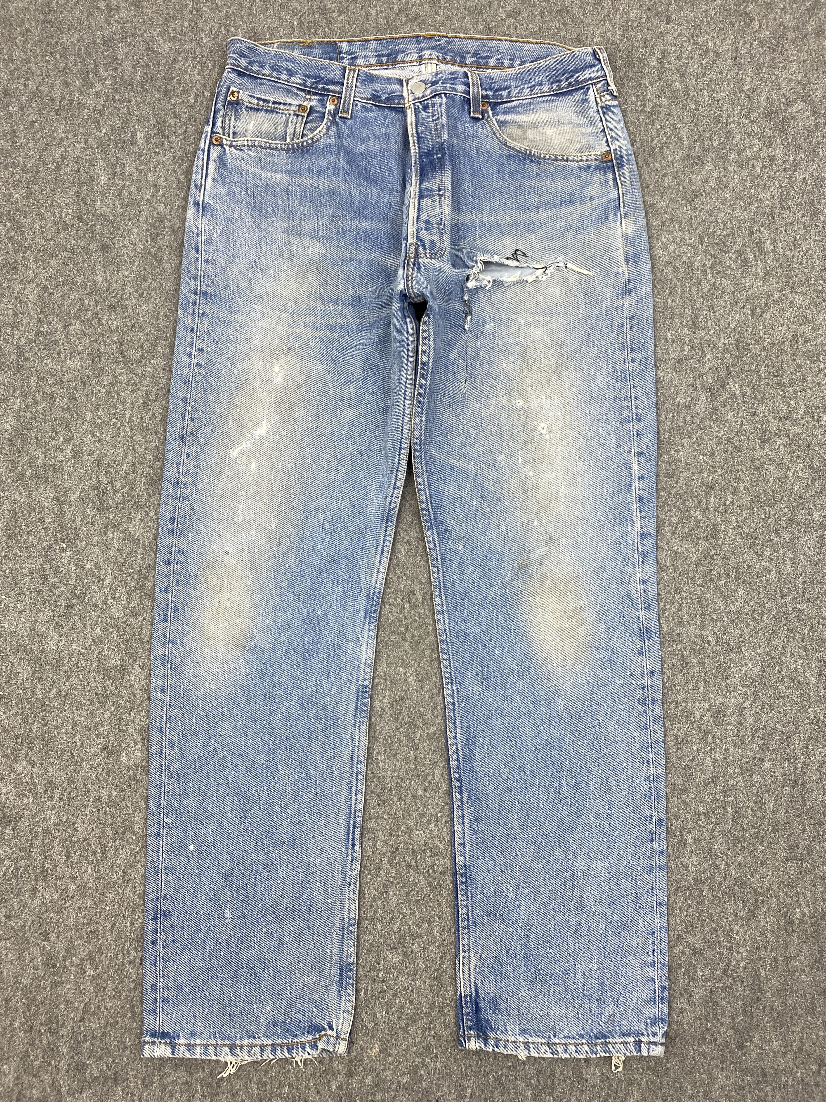 Levi's Vintage 90s Levi's 501 Distressed Faded Blue Jeans DP2849 Size US 32 / EU 48 - 1 Thumbnail