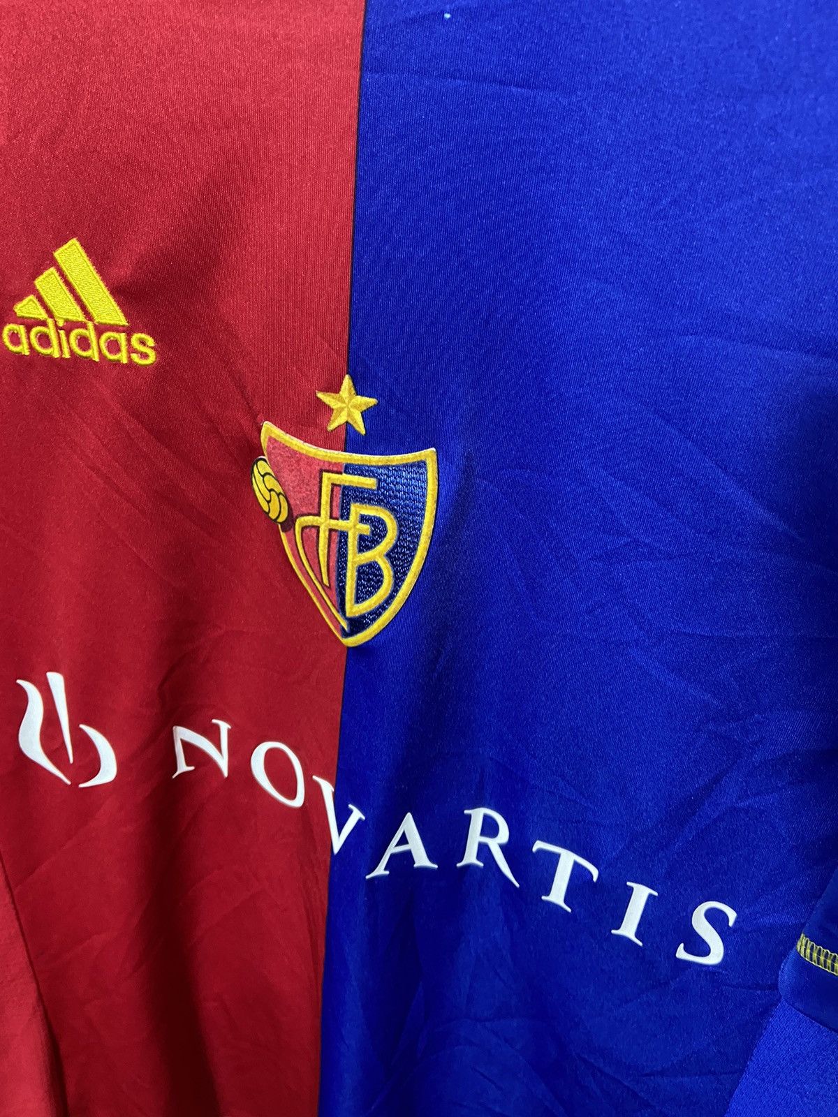 Vintage FC BASEL VINTAGE SOCCER FOOTBALL JERSEY BLOCK CORE STYLE Y2K Size US S / EU 44-46 / 1 - 4 Thumbnail