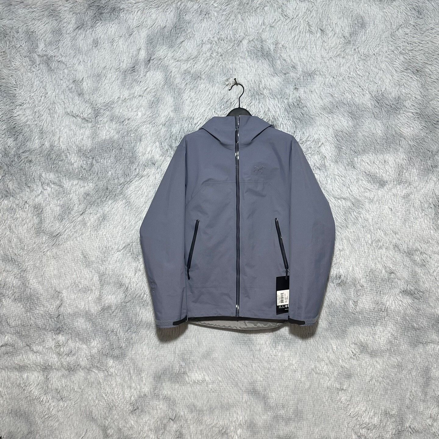 Arc'teryx Arcteryx Beta Jacket Hooded Women's Shell Size M / US 6-8 / IT 42-44 - 1 Thumbnail