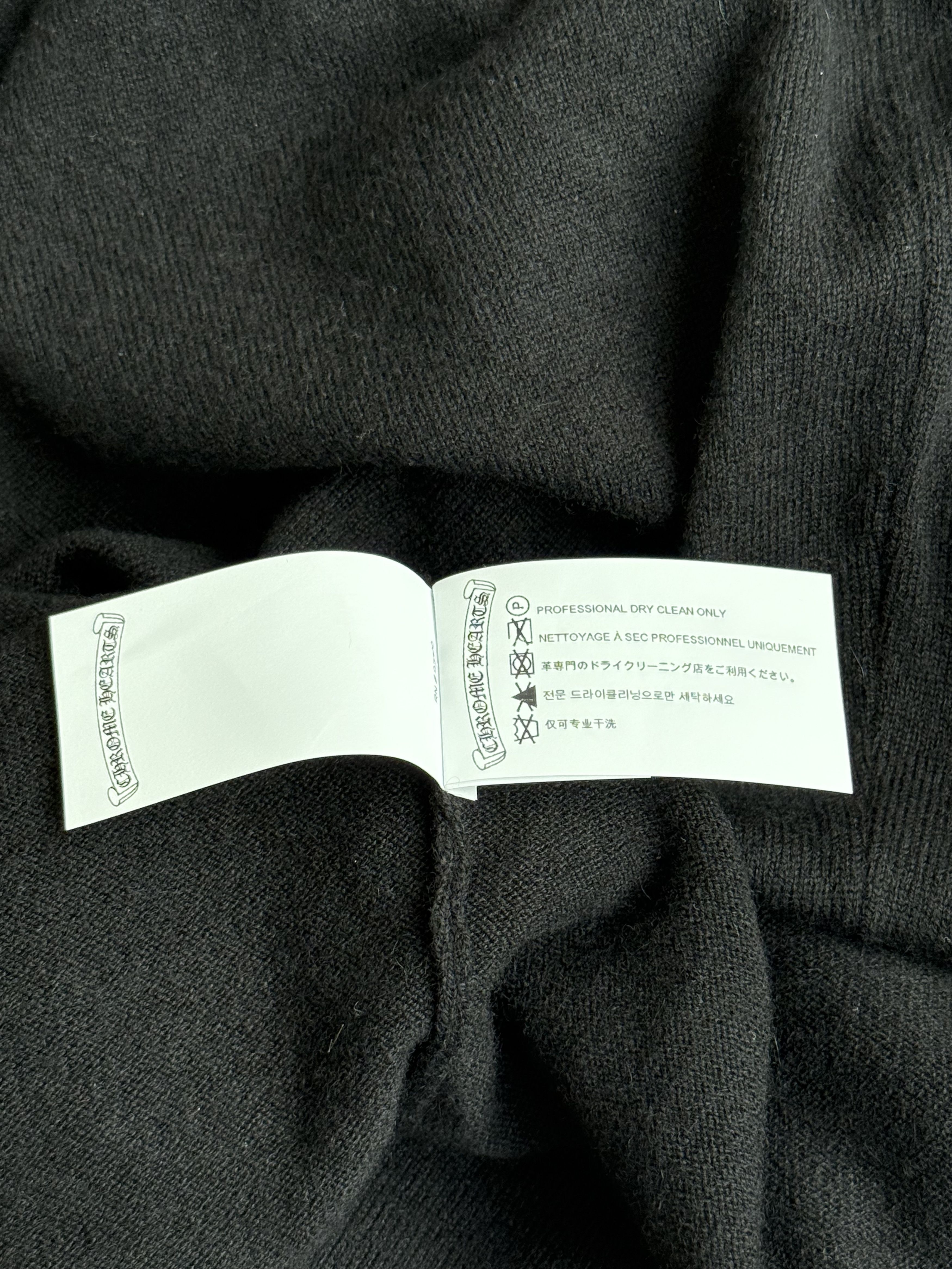Chrome Hearts Chrome Hearts Black Dagger Rhinestone Cashmere Women's Vest Size L / US 10 / IT 46 - 5 Thumbnail