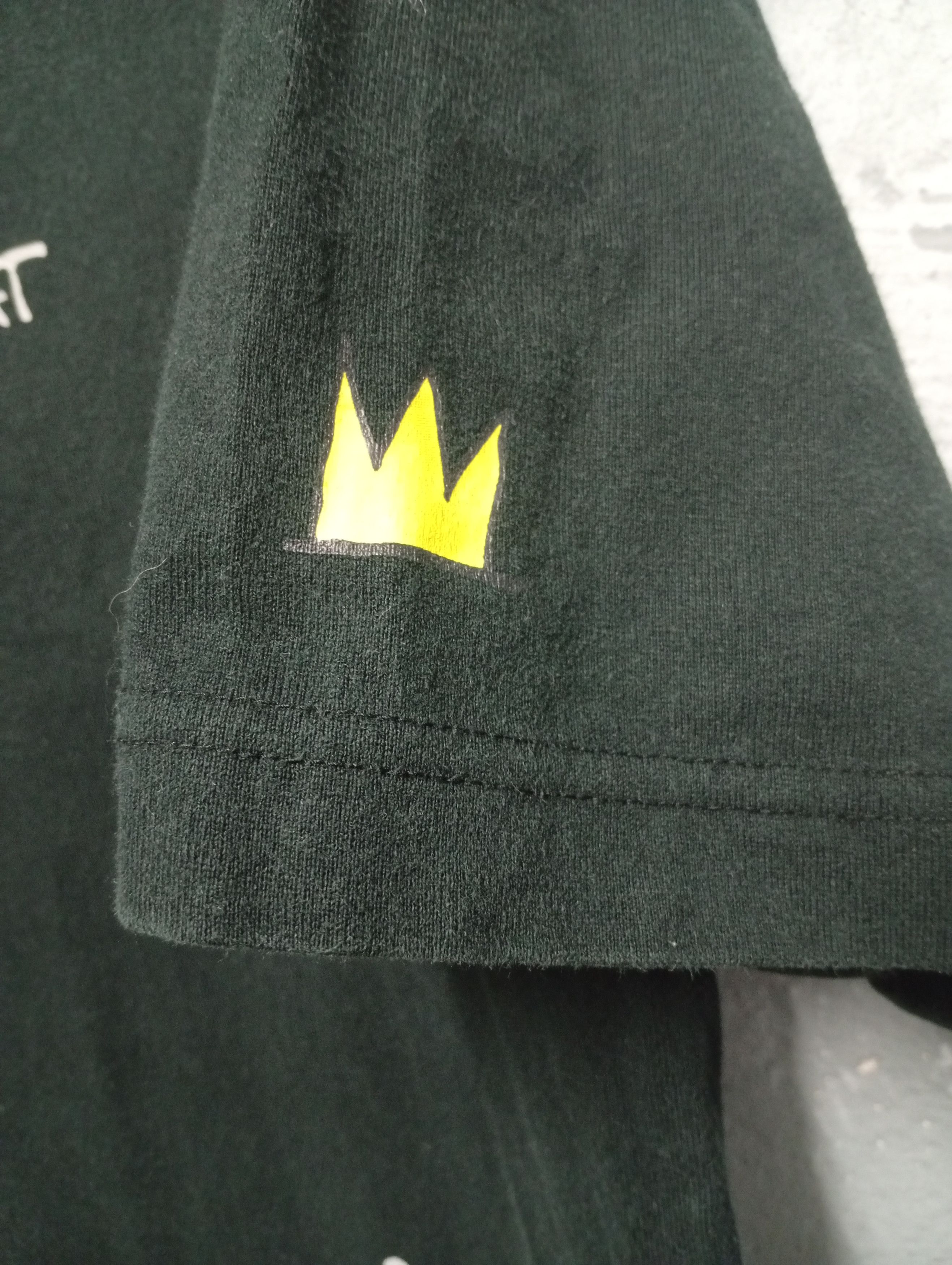Jean-Michel Basquiat Vintage 00s Jean Michel Basquiat Size M Size US M / EU 48-50 / 2 - 5 Thumbnail