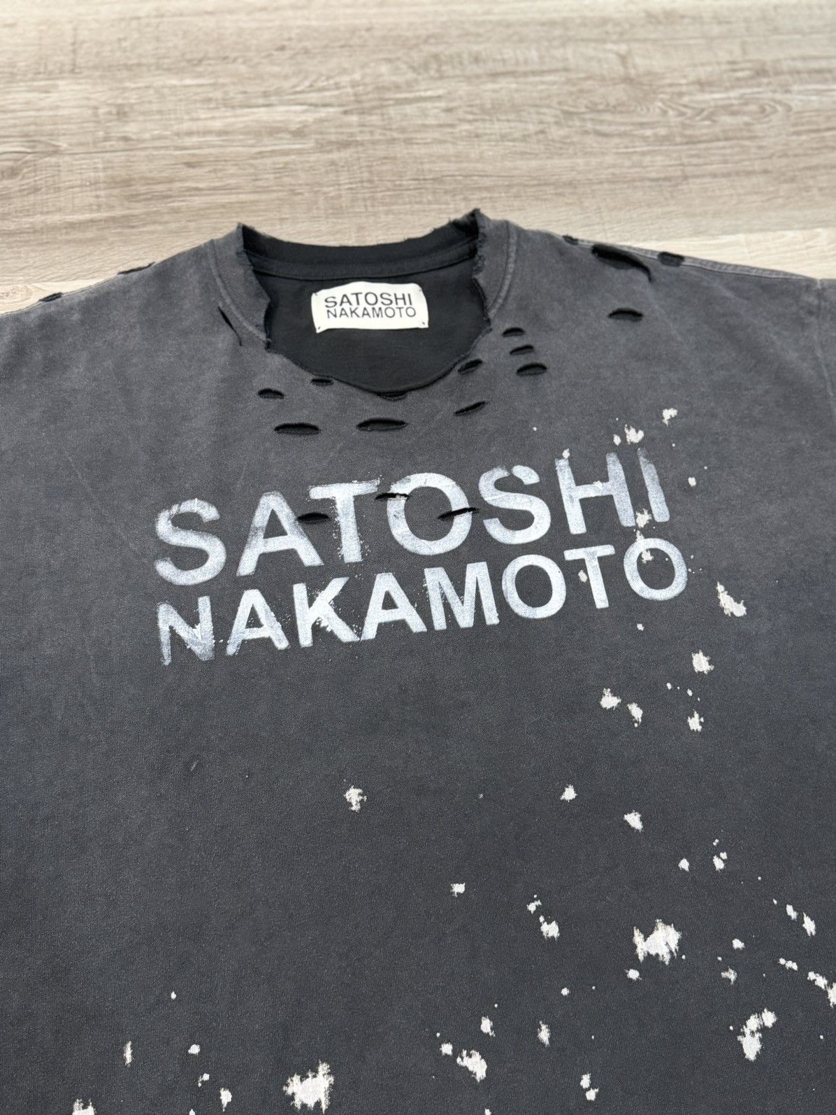 Satoshi Nakamoto Satoshi Nakamoto Destroyed Luke Tee Black Size XL Size US XL / EU 56 / 4 - 2 Thumbnail