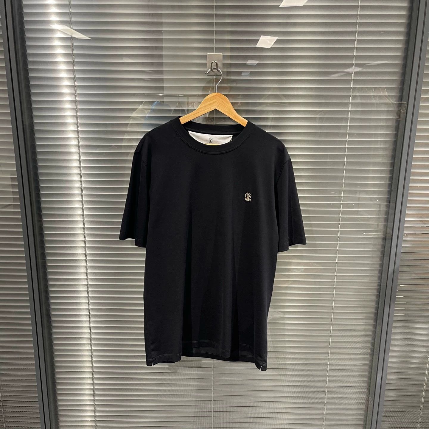 Brunello Cucinelli Brunello Cucinelli Embroidered Crewneck S/S XL 99NWT Size XL / US 12-14 / IT 48-50 - 1 Thumbnail