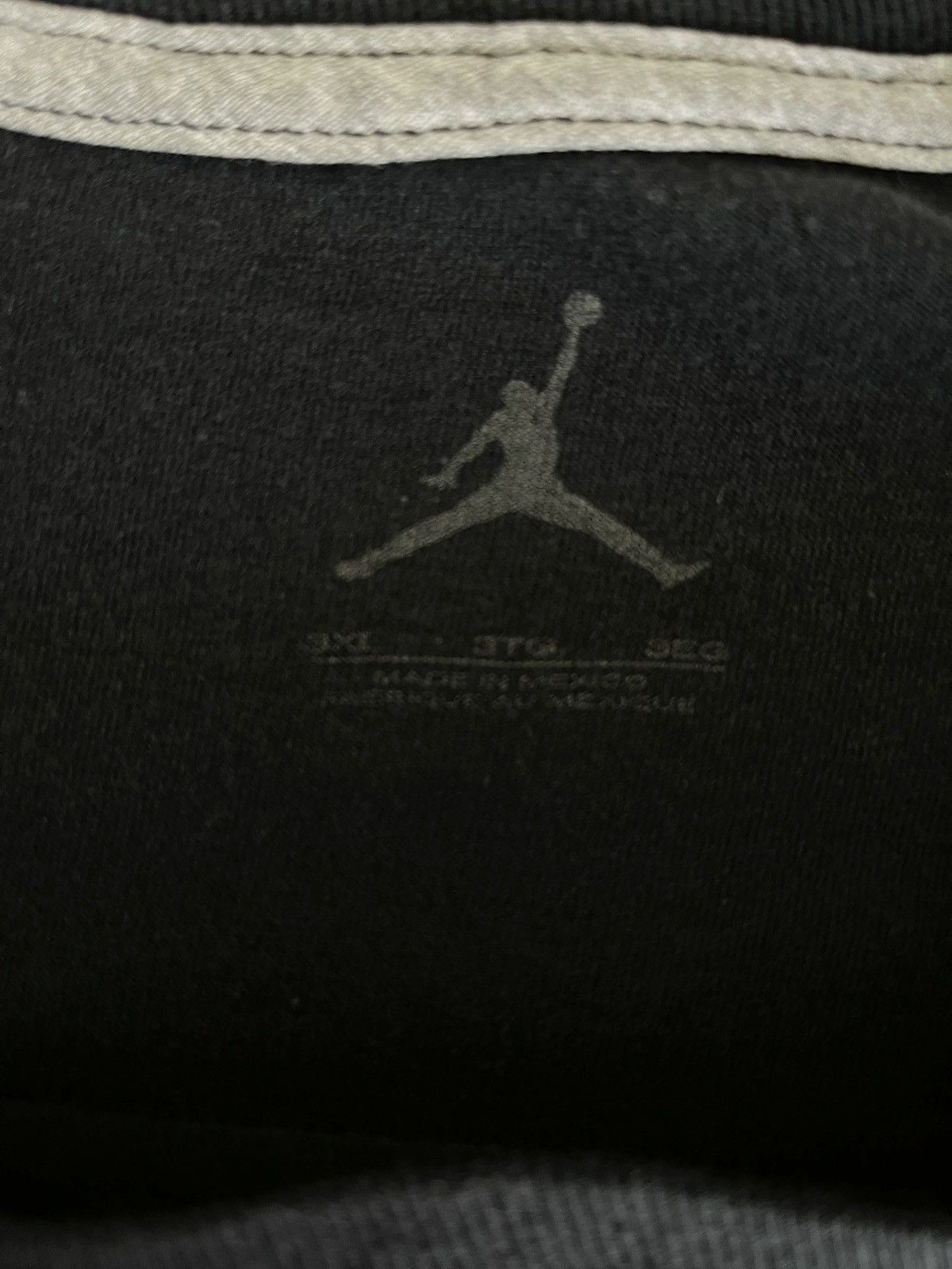 Jordan Brand STEAL! 2000s Jordan Brand Faded Jumbo Logo Tee (3XL) Size US XXL / EU 58 / 5 - 4 Thumbnail