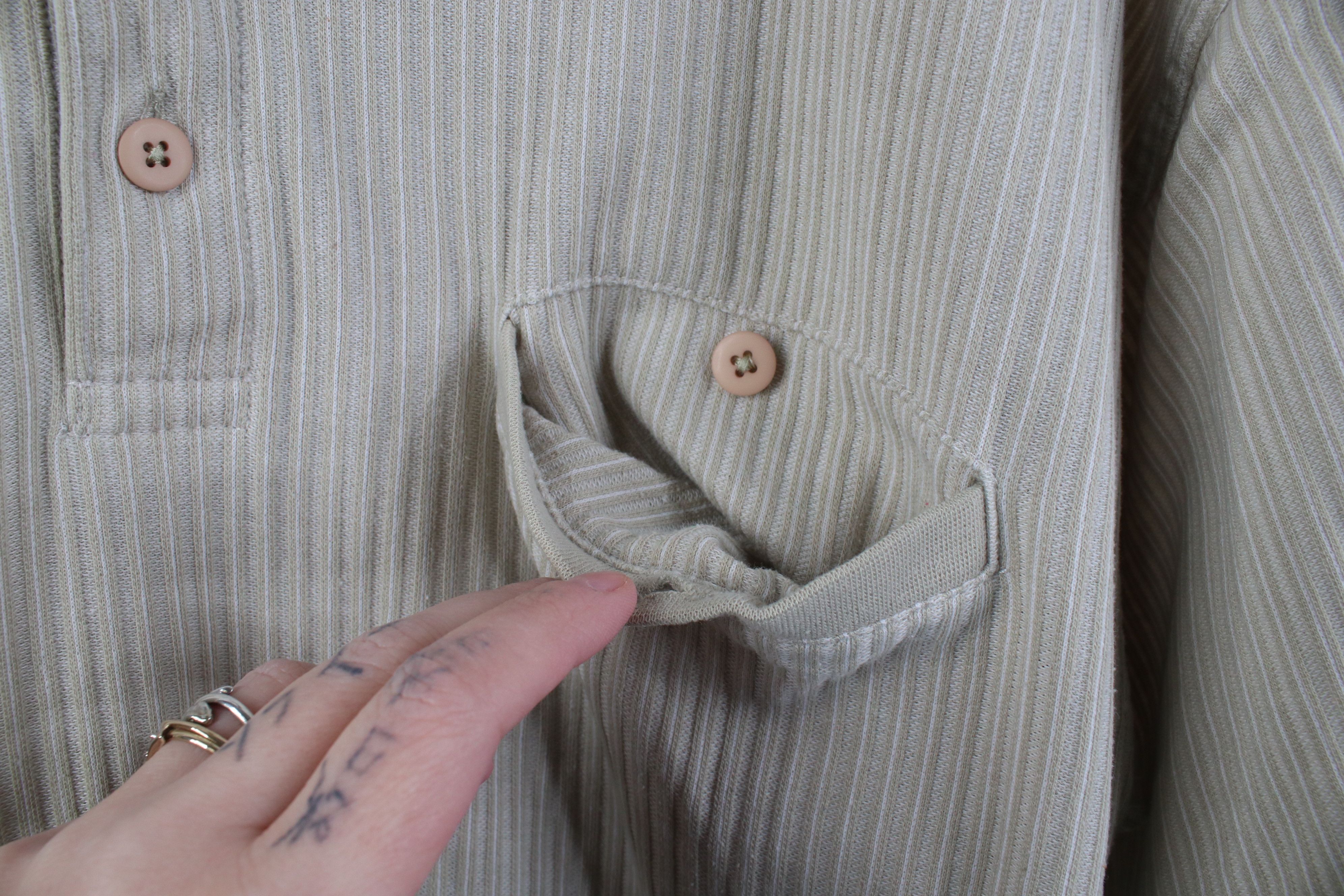 Vintage Vintage 90s Streetwear Ribbed Knit Pullover Polo Shirt Beige Size US L / EU 52-54 / 3 - 4 Thumbnail