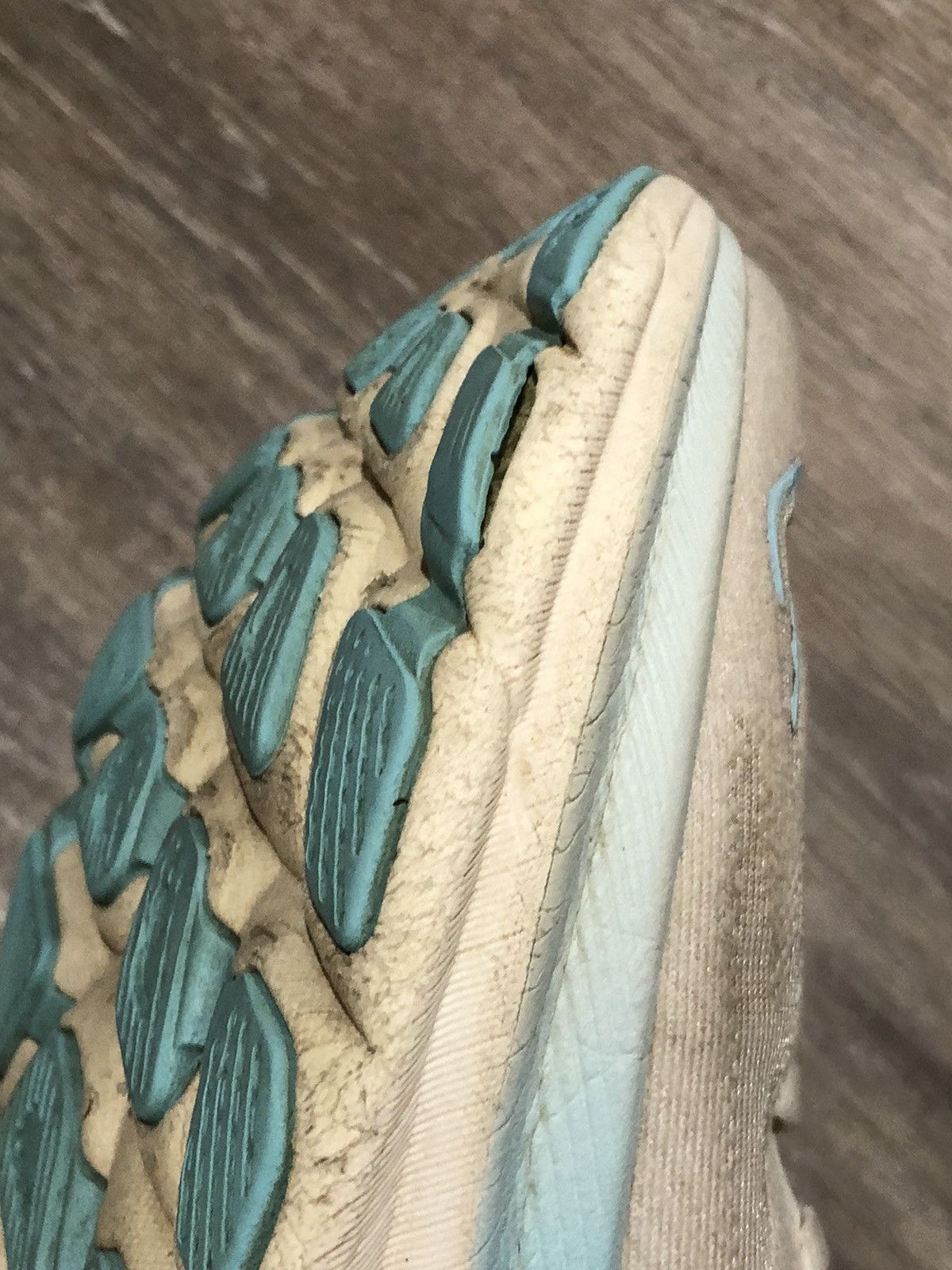 Hoka Hoka Clifton 9 1127986-FTRS Size US 8.5 / IT 38.5 - 16 Thumbnail
