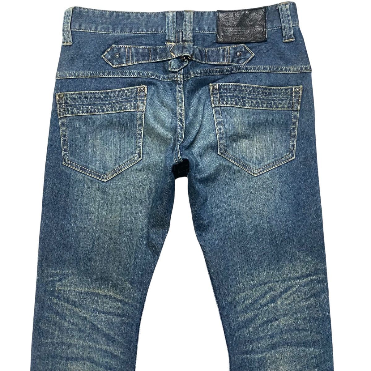 5351 POUR LES HOMMES 5351 Pour Les Hommes Curve Leg Denim Low Flare Jeans Size US 32 / EU 48 - 9 Thumbnail