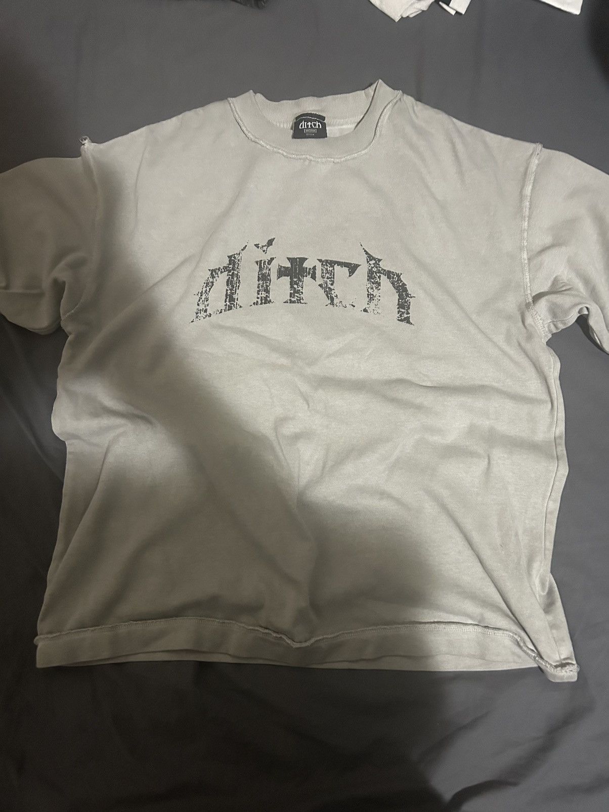 Japanese Brand × Vintage Ditch La Arch Logo Tee Grey Size US M / EU 48-50 / 2 - 2 Thumbnail