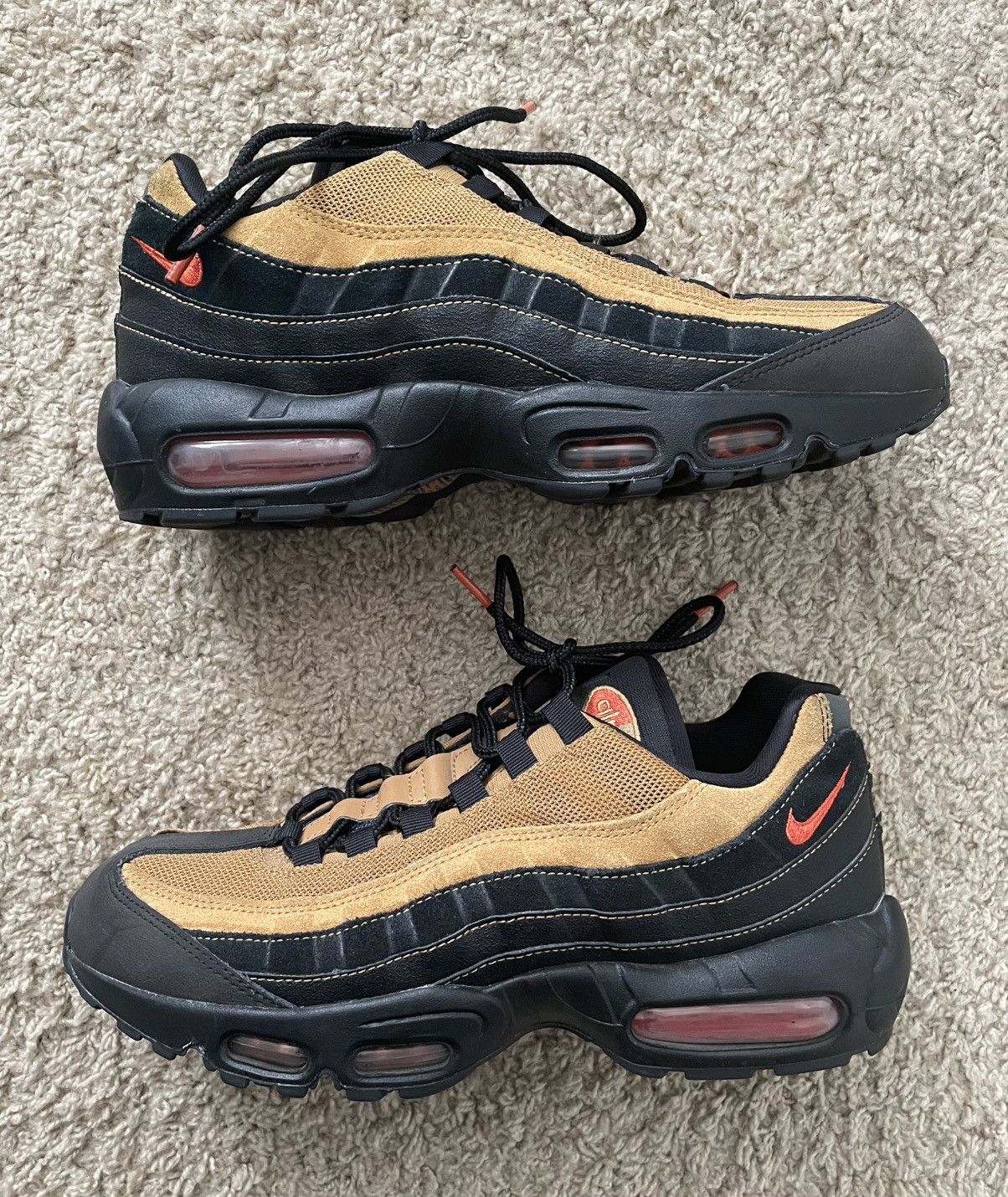 Nike Nike Air Max 95 “Black Wheat” Size US 9 / EU 42 - 1 Thumbnail