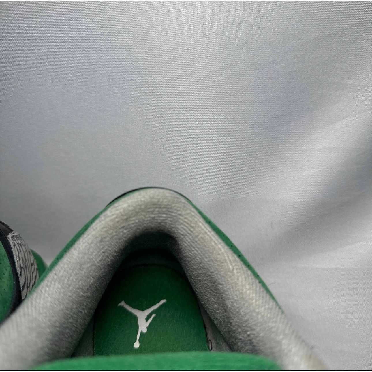 Jordan Brand × Nike Size 7 - Nike Air Jordan 3 Retro GS Pine Green Men's Shoes Size US 7 / EU 40 - 9 Thumbnail