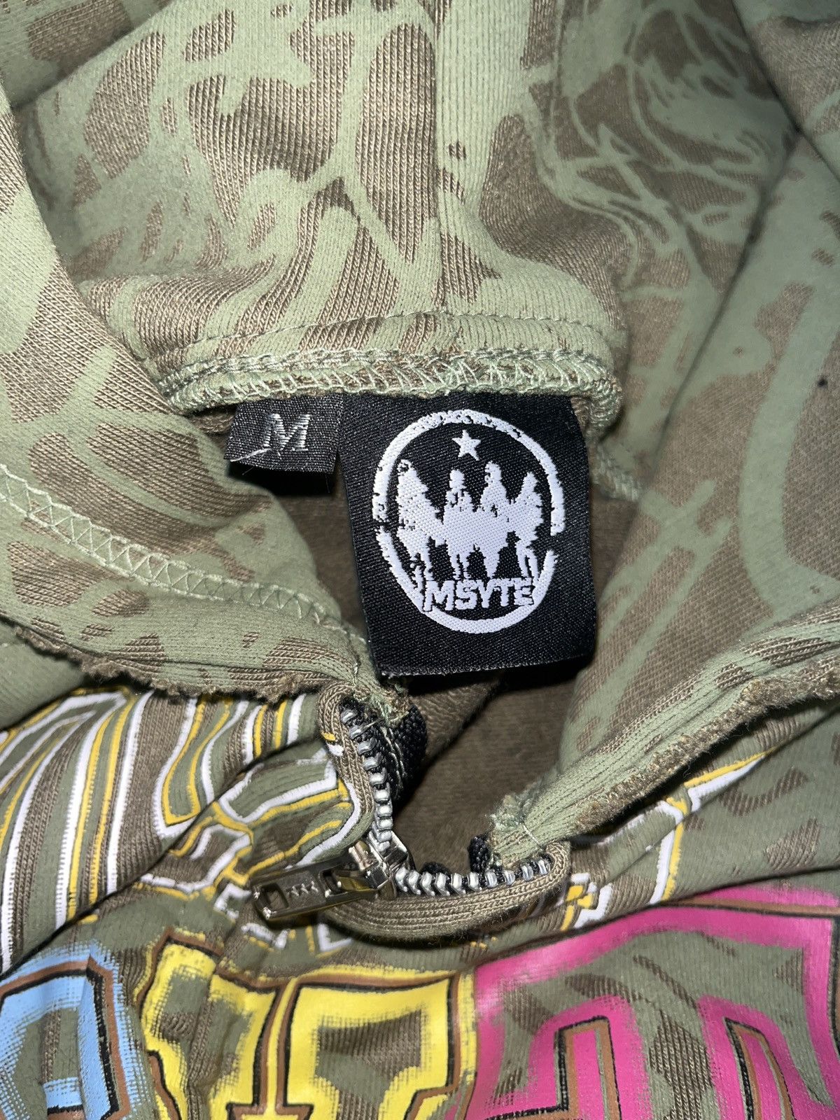 Other Msyte Green Graffiti Zip Size US M / EU 48-50 / 2 - 3 Thumbnail
