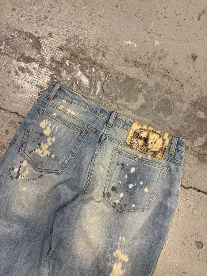 Roberto Cavalli AW2007 Cavalli Light Jeans Denim Distressed Gold Embroidered Jeans Size 26" / US 2 / IT 38 - 7 Thumbnail