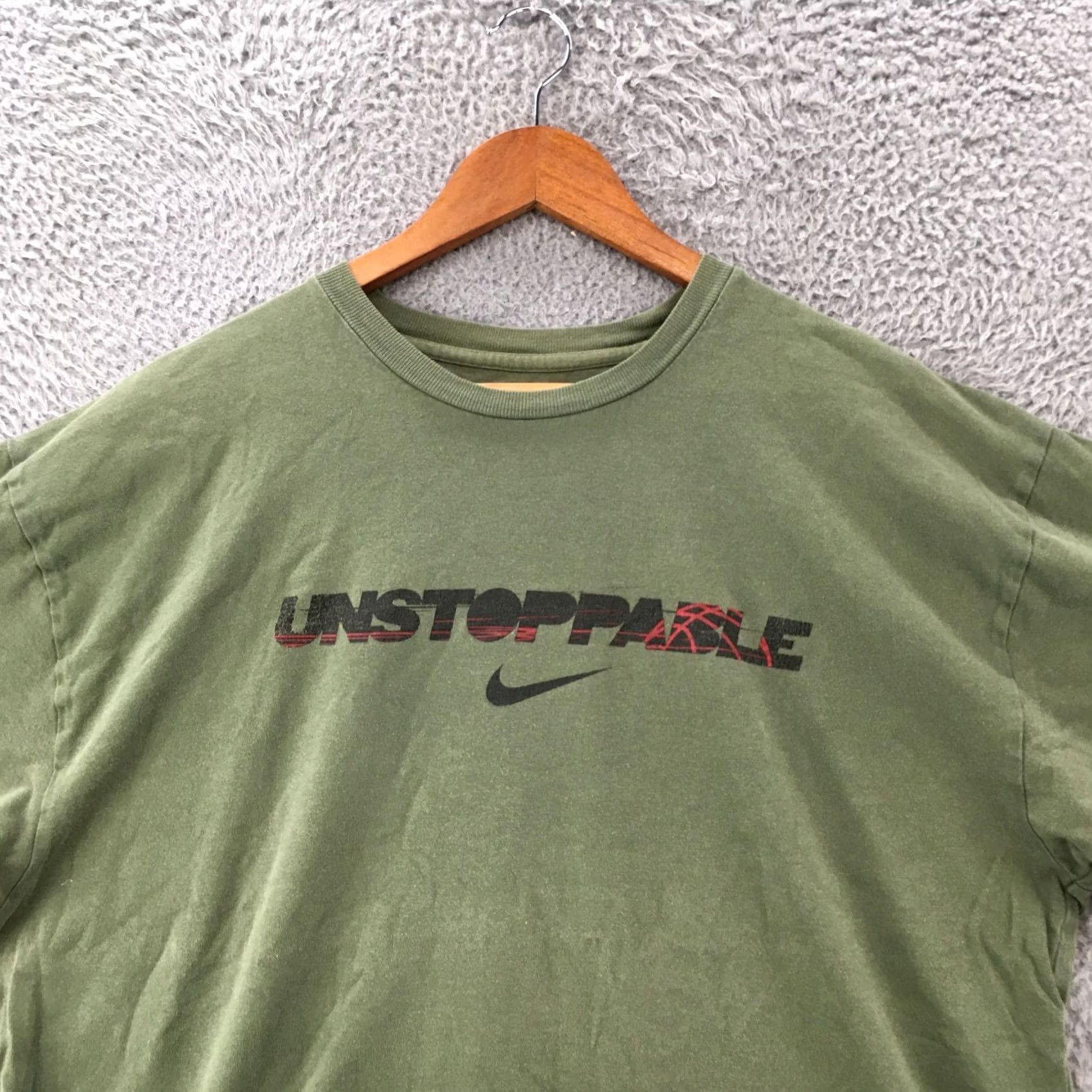 Nike Nike Unstoppable Print Tee Tshirt Top Mens XXL Green Short Sleeve Crew Neck Size US XXL / EU 58 / 5 - 2 Thumbnail