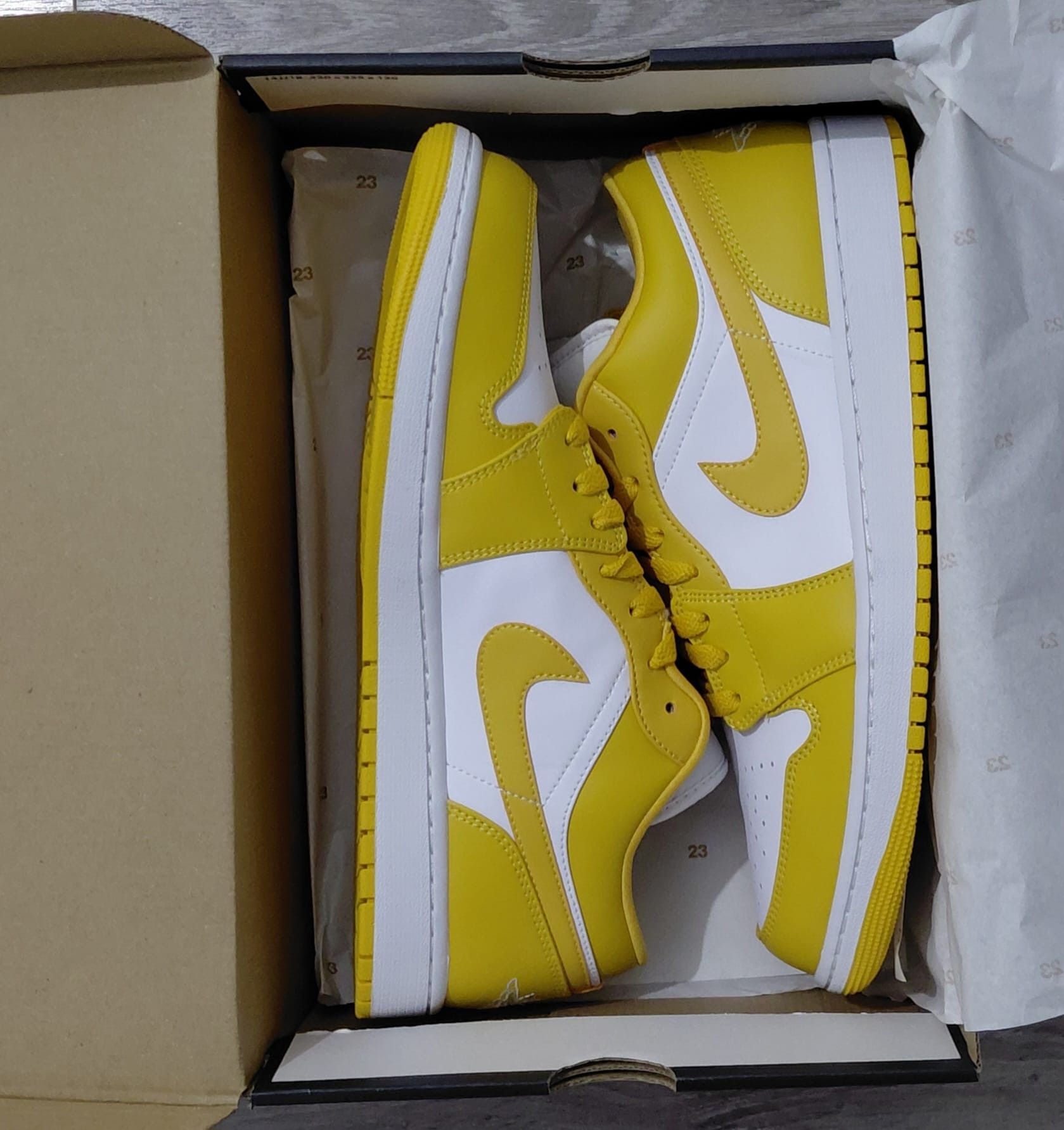 Jordan Brand jordan 1 low Size US 13 / EU 46 - 7 Thumbnail