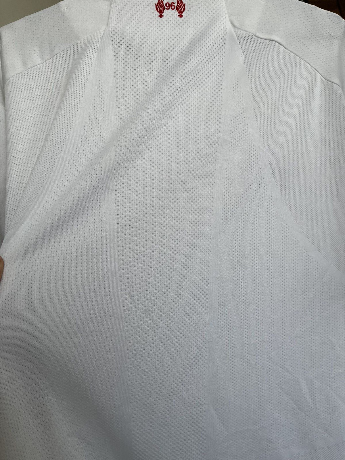 New Balance 2019/2020 New Balance Liverpool Soccer Jersey T-Shirt Tee Size US XXL / EU 58 / 5 - 16 Thumbnail