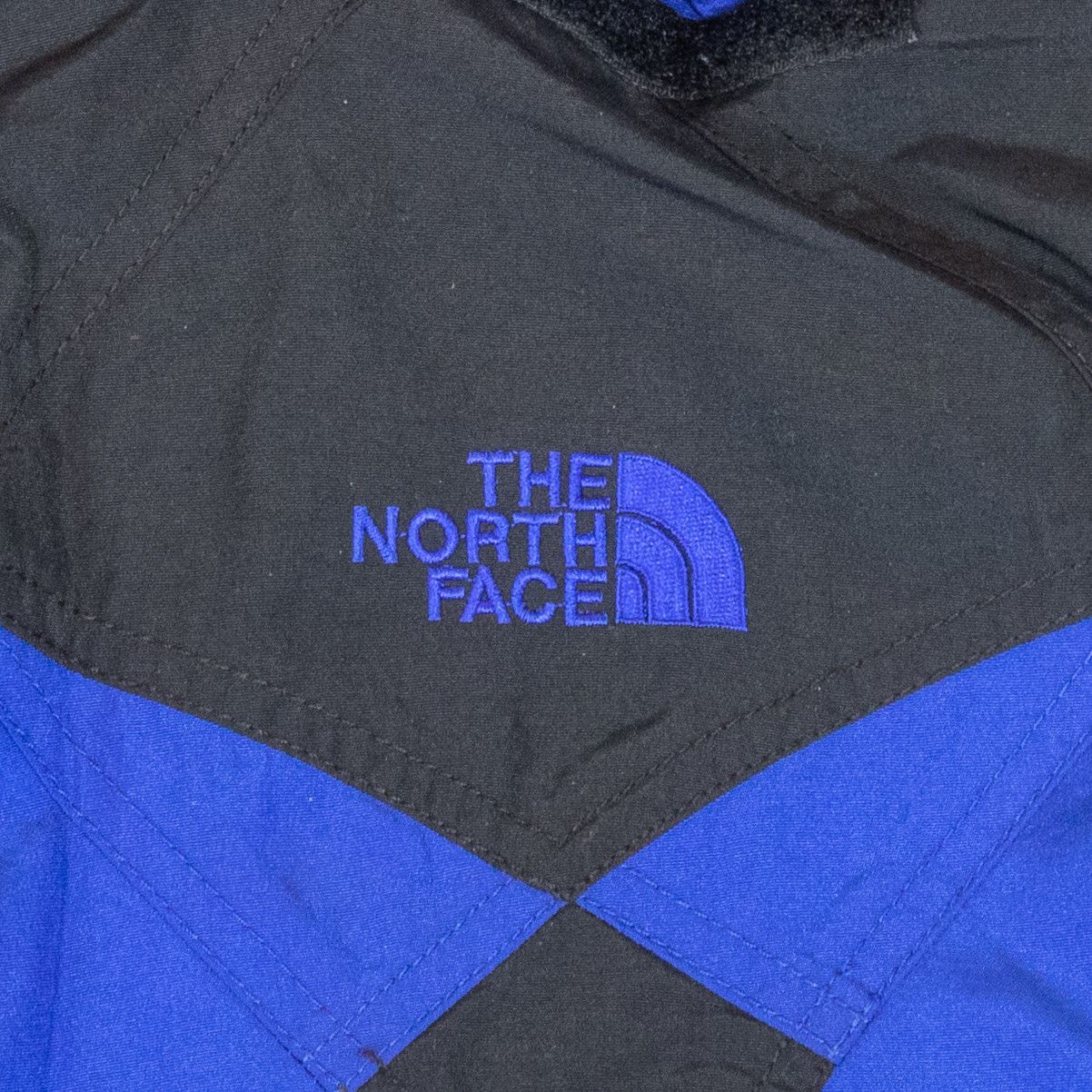The North Face Vintage 1990's The North Face Extreme Light Blue Jacket Size US S / EU 44-46 / 1 - 17 Thumbnail