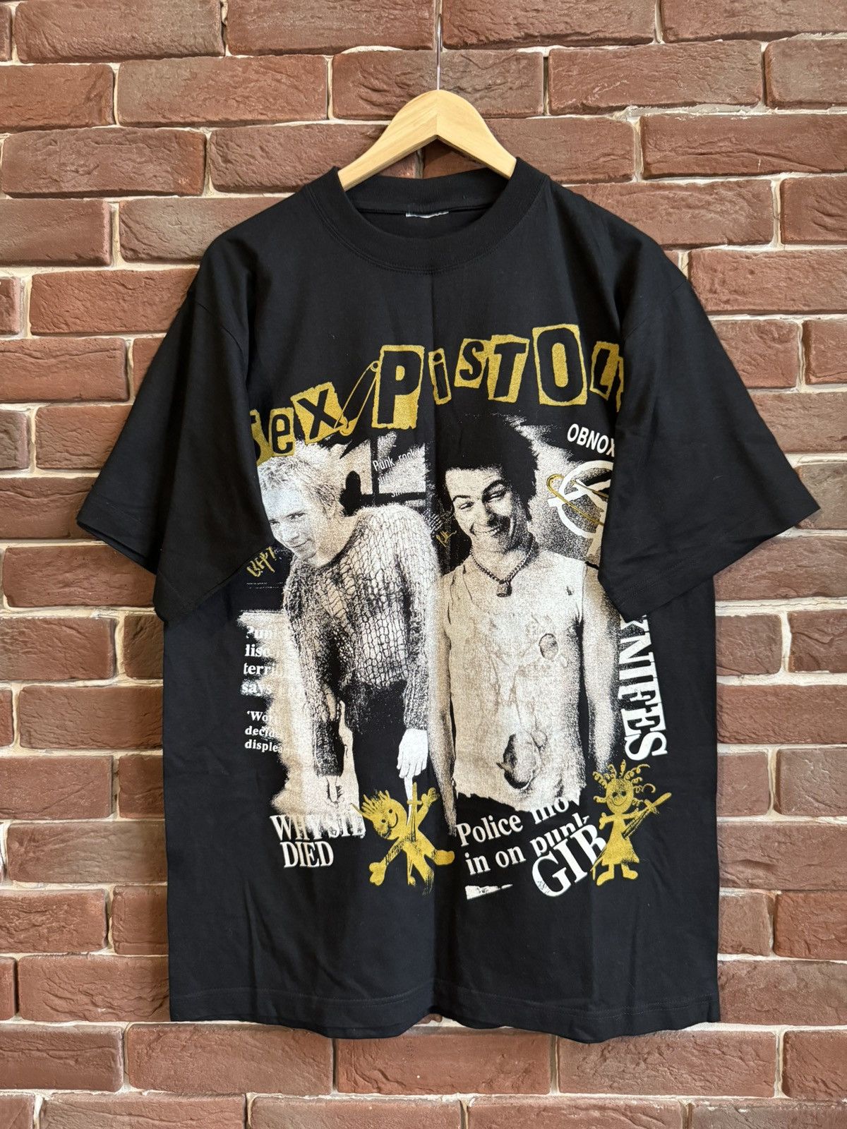 Band Tees 90s Sex Pistols Sid Vicious Vintage Punk Band Tshirt Grail Size US L / EU 52-54 / 3 - 1 Thumbnail
