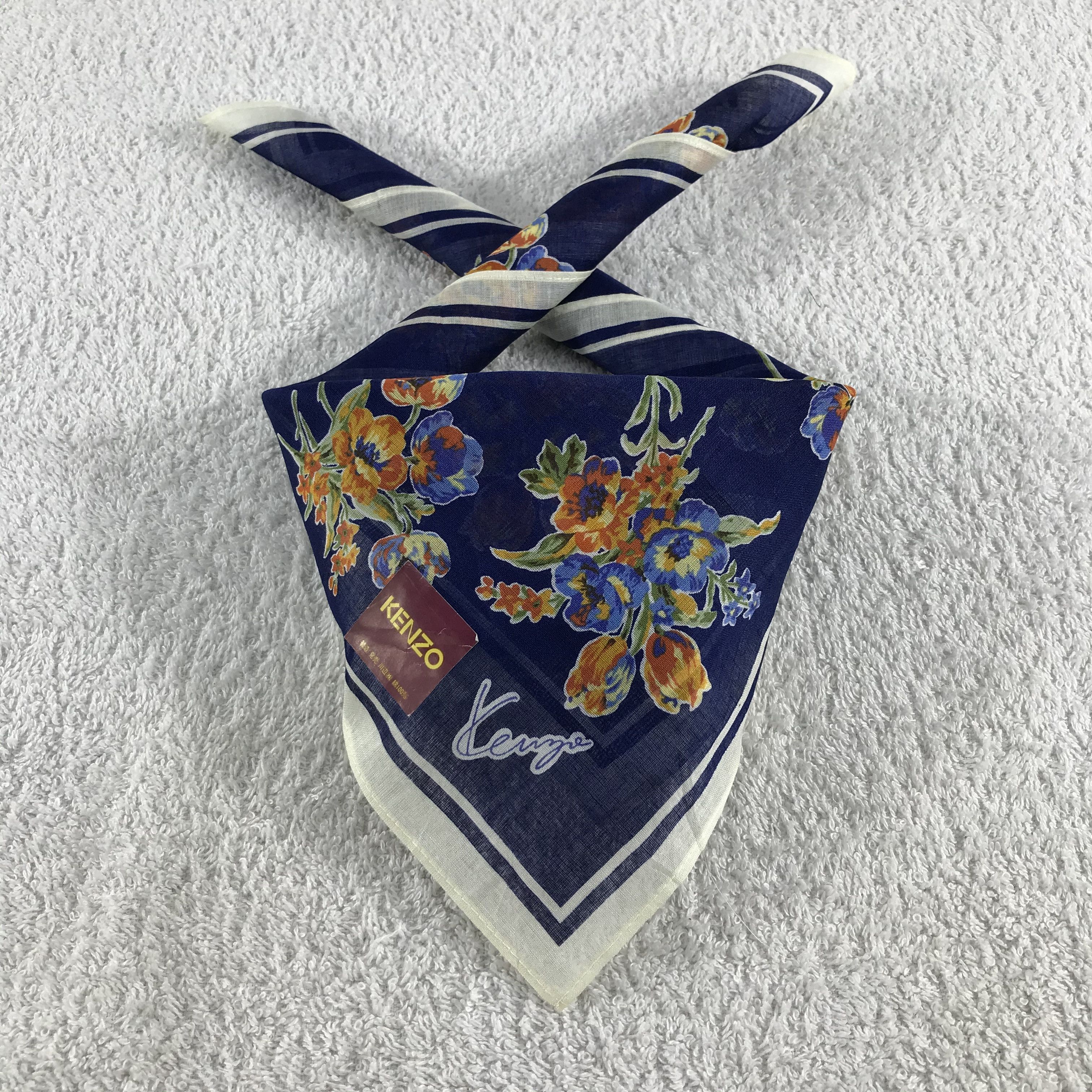 Kenzo × Vintage Kenzo Bandana / Handkerchief / Neckerchief - S062 Size ONE SIZE - 3 Thumbnail