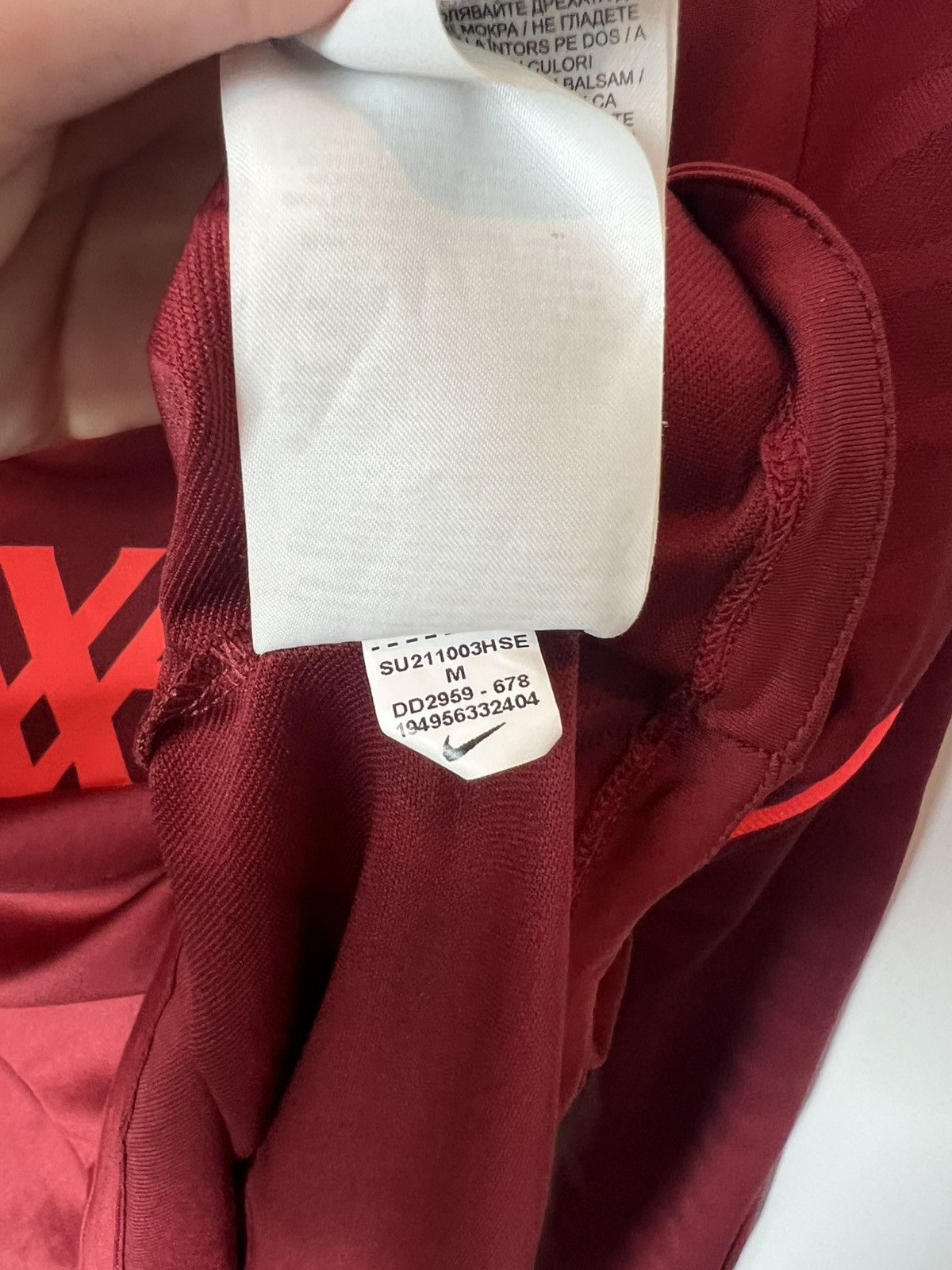 Nike Vintage sportswear Nike Liverpool 21/22 Soccer Long Sleeve Size US M / EU 48-50 / 2 - 7 Thumbnail