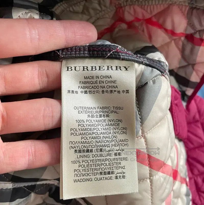Burberry Burberry Quilted Red Cotton Women's Jacket. Size M / US 6-8 / IT 42-44 - 5 Thumbnail