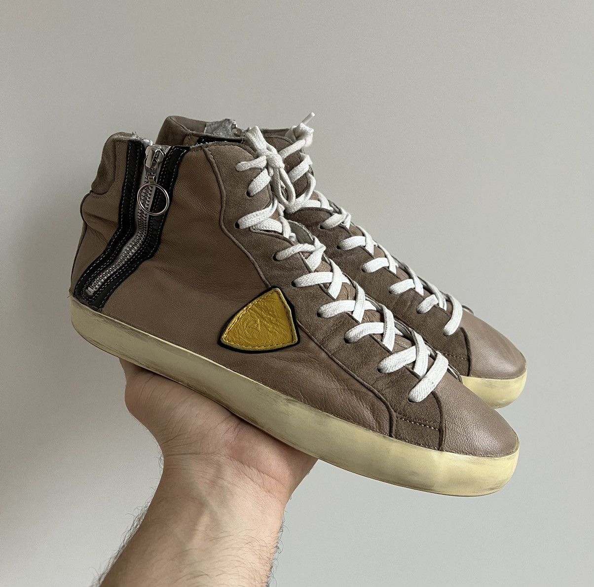 Philippe Model Philippe Model Brown Leather High Sneakers Size US 10 / EU 43 - 1 Thumbnail