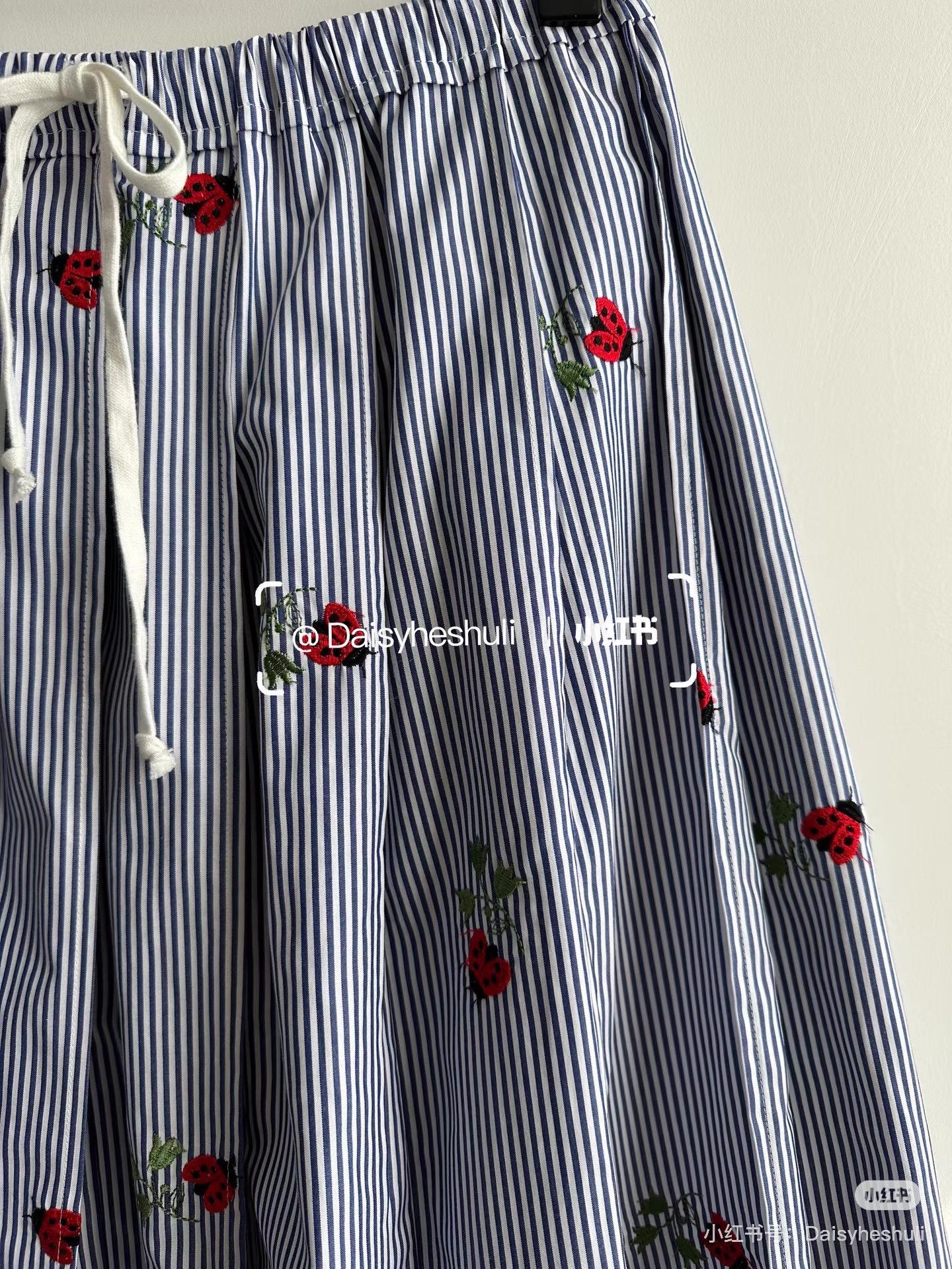 Comme des Garcons Comme des Garçons Tricot Beetle Embroidery Pleated Skirt。Ｑ24 Size 36" / US 14 / IT 50 - 3 Thumbnail