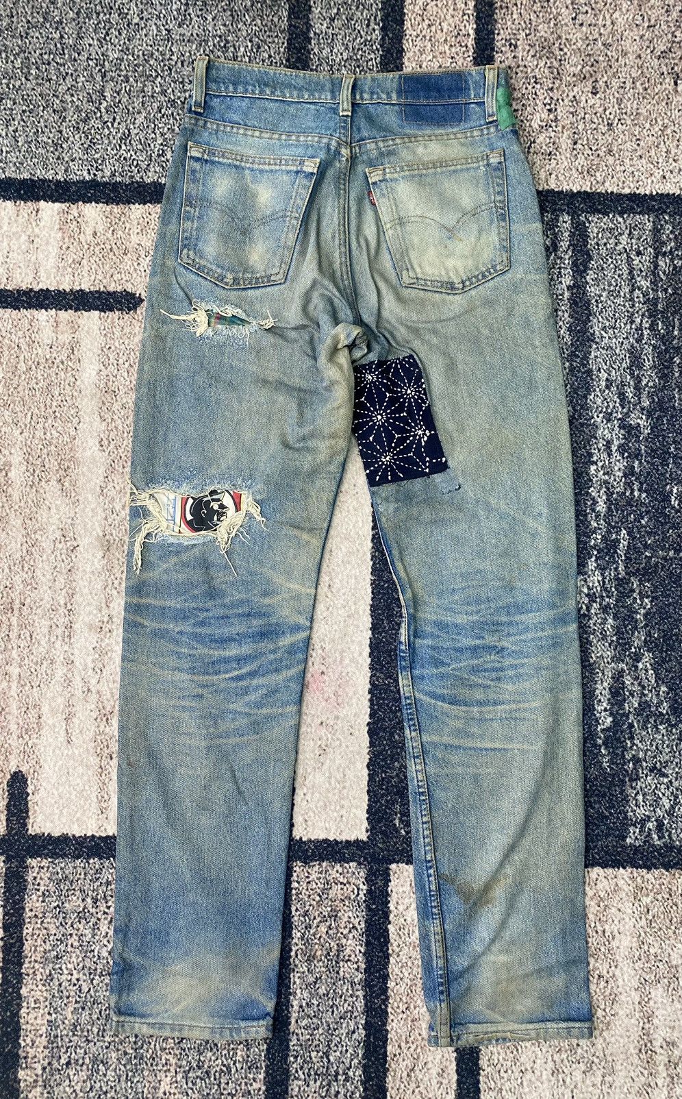 Levi's Vintage Levi’s Distressed Jeans Size US 30 / EU 46 - 8 Thumbnail