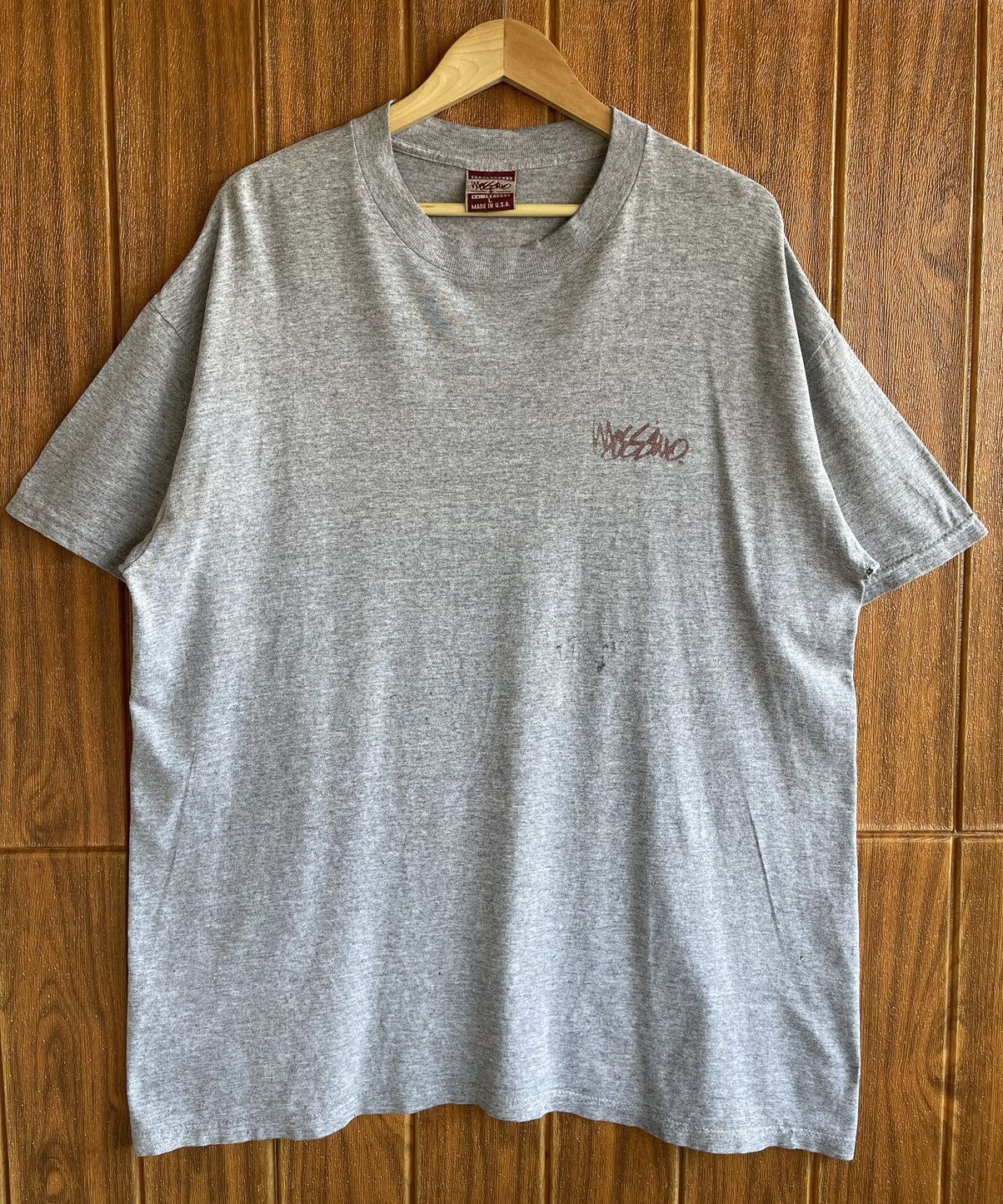 Mossimo Vintage’90s Thrashed🔥MOSSIMO🔥Big Logo Back Hit Faded Tshirt Size US L / EU 52-54 / 3 - 1 Thumbnail