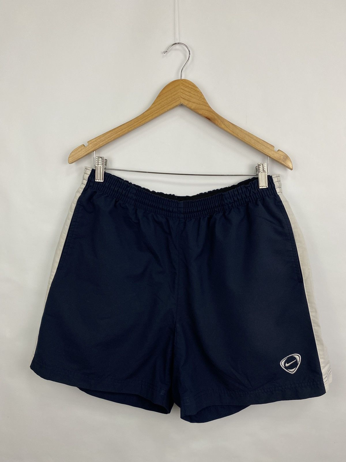 Nike 🇺🇸 Vintage 90s Nike Shorts Rare Retro Y2K Hype Size US 32 / EU 48 - 2 Thumbnail
