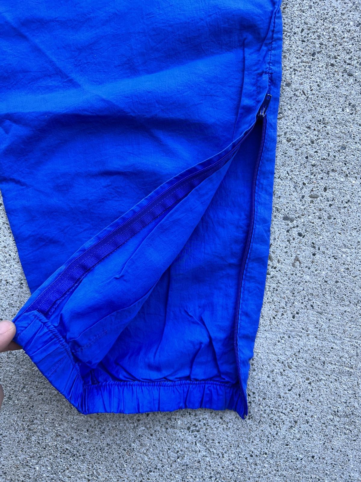 Nike × Vintage Vintage 1990s Nike Blue Windbreaker Zip Track Pants Size L Size US 36 / EU 52 - 5 Thumbnail