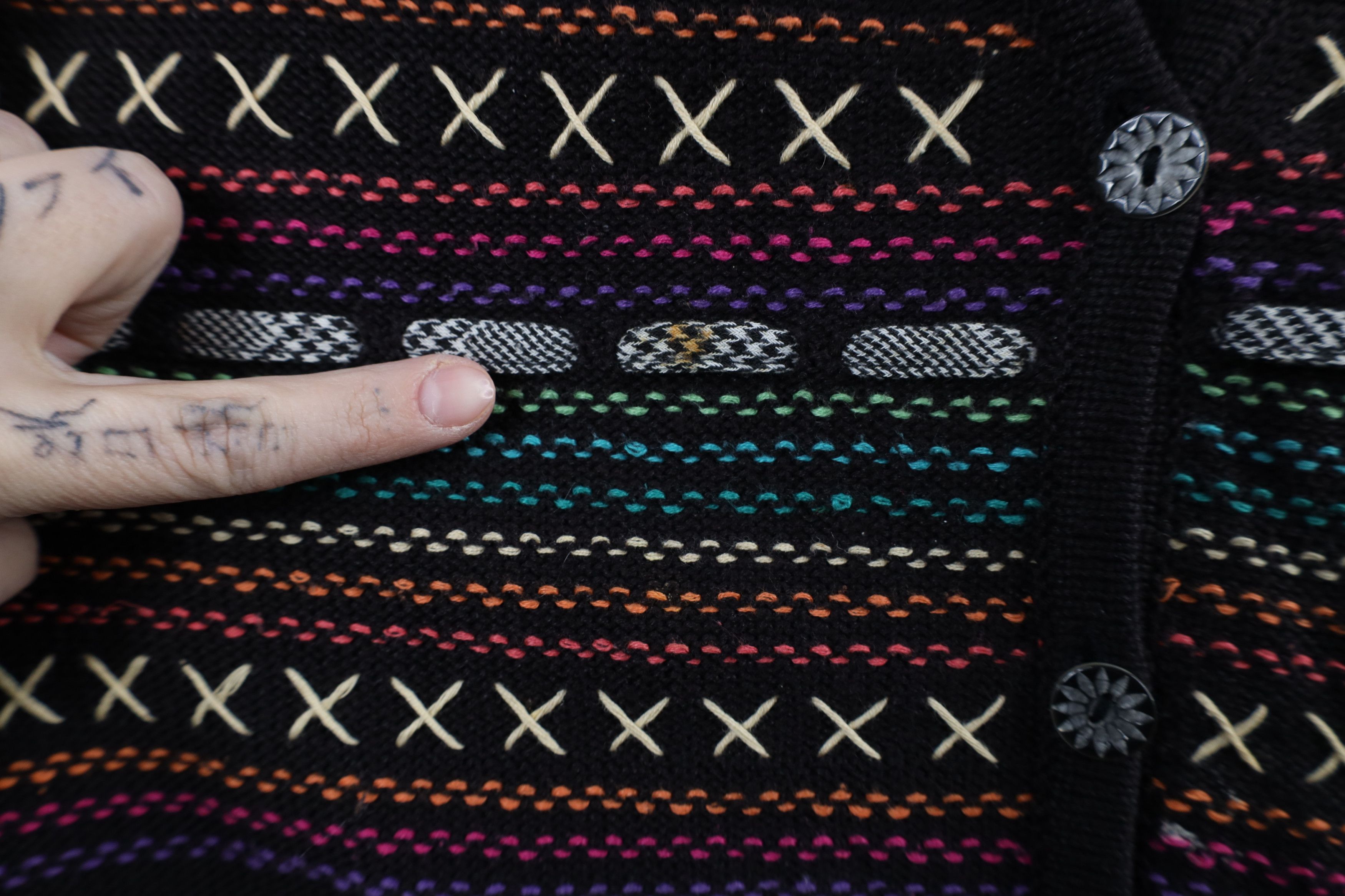 Vintage Vintage 90s Streetwear Embroidered Knit Flower Sweater Vest Size L / US 10 / IT 46 - 5 Thumbnail