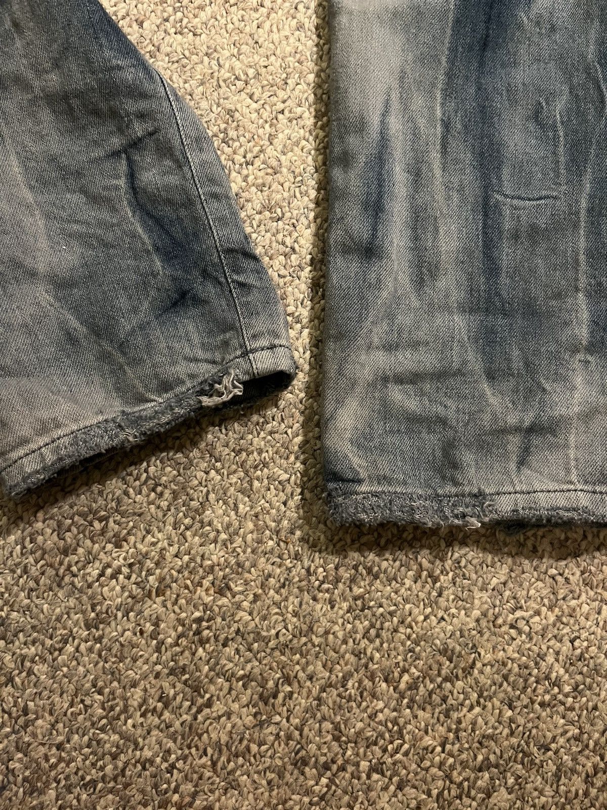 Alchemist Alchemist Sky Fallin Jeans with piercings distressing 31 Size US 31 - 6 Thumbnail