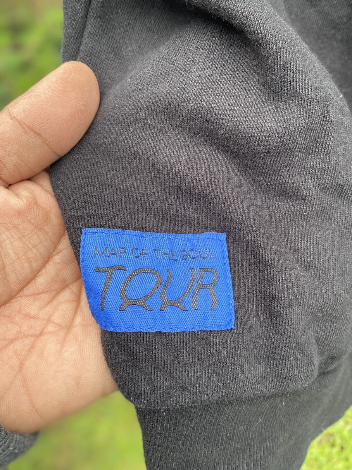Band Tees BTS MAP OF THE SOUL TOUR HOODIE Size US M / EU 48-50 / 2 - 6 Thumbnail
