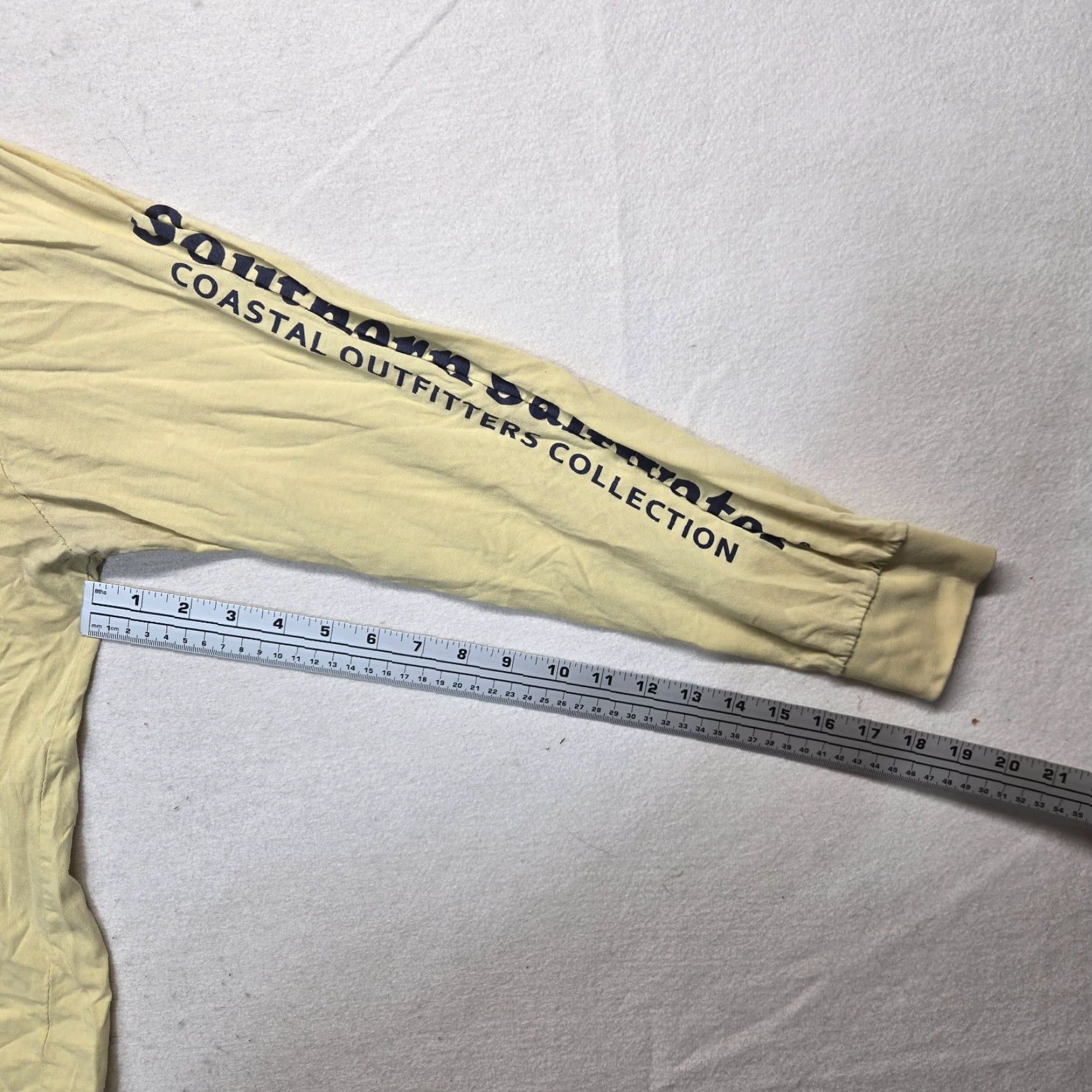 Vintage Spicy Tuna Shirt Men L Yellow Myrtle Beach South Carolina SC Tee T-Shirt Adult Size L Size US L / EU 52-54 / 3 - 5 Thumbnail