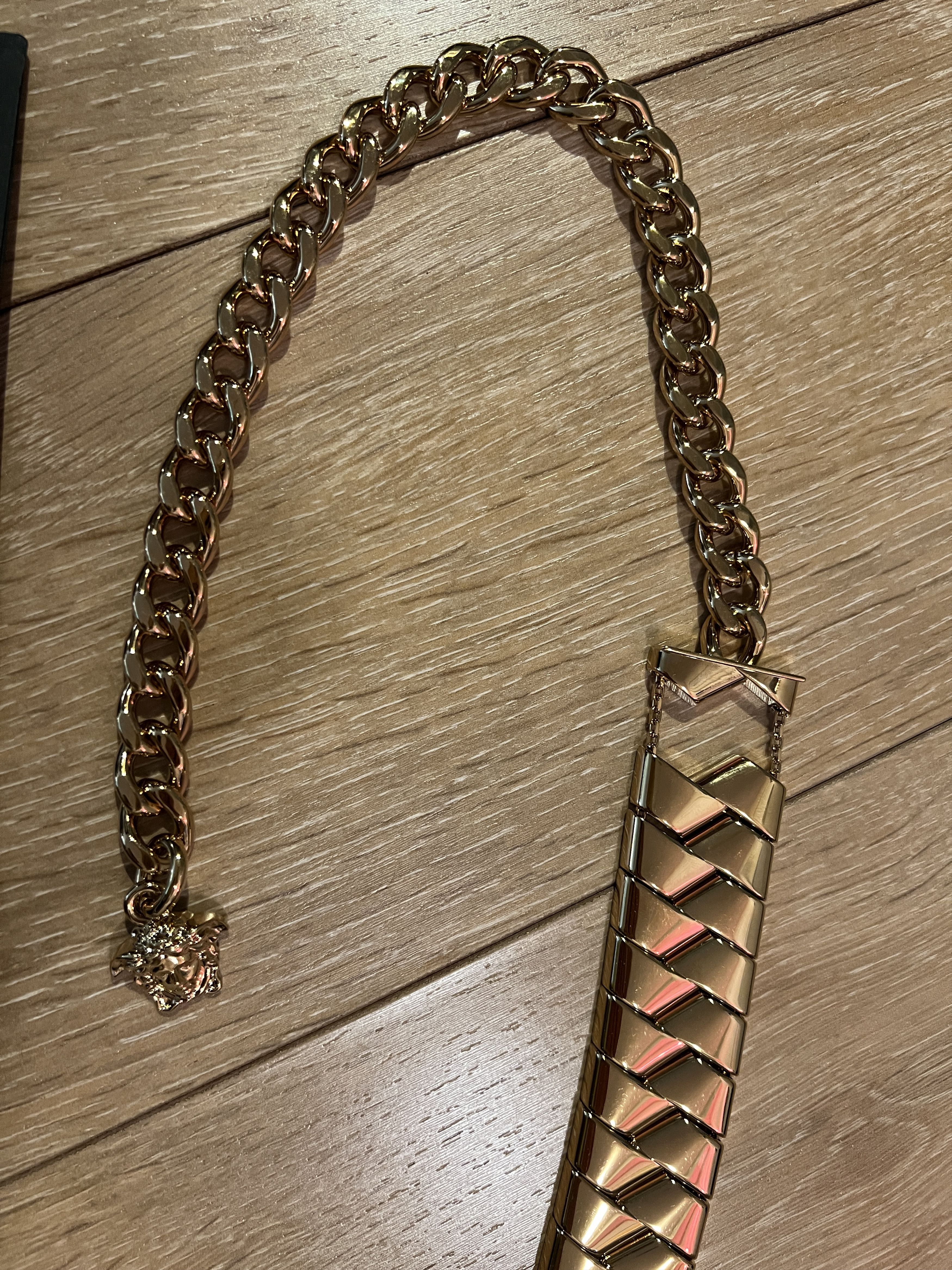 Versace $3225 new VERSACE rare runway metal chain BELT medusa gold Size ONE SIZE - 16 Thumbnail