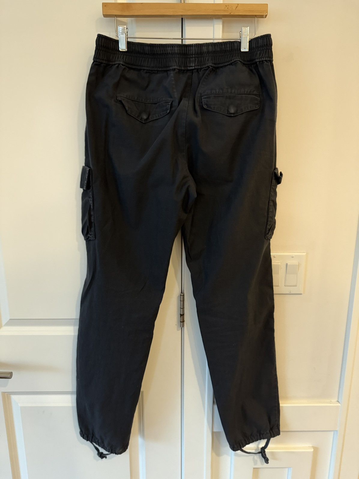 John Elliott John Elliott Sateen Cargo Black Size US 34 / EU 50 - 1 Thumbnail