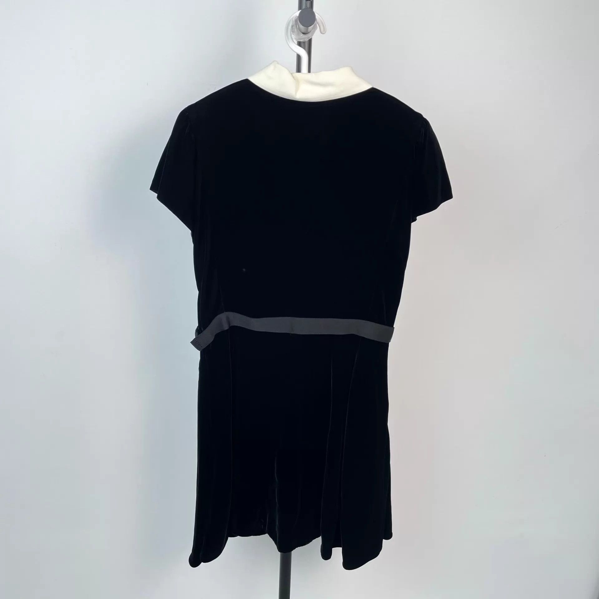 Celine Celine Women's Velvet Dress Size 42 260211CM1HQ39 Size M / US 6-8 / IT 42-44 - 2 Thumbnail